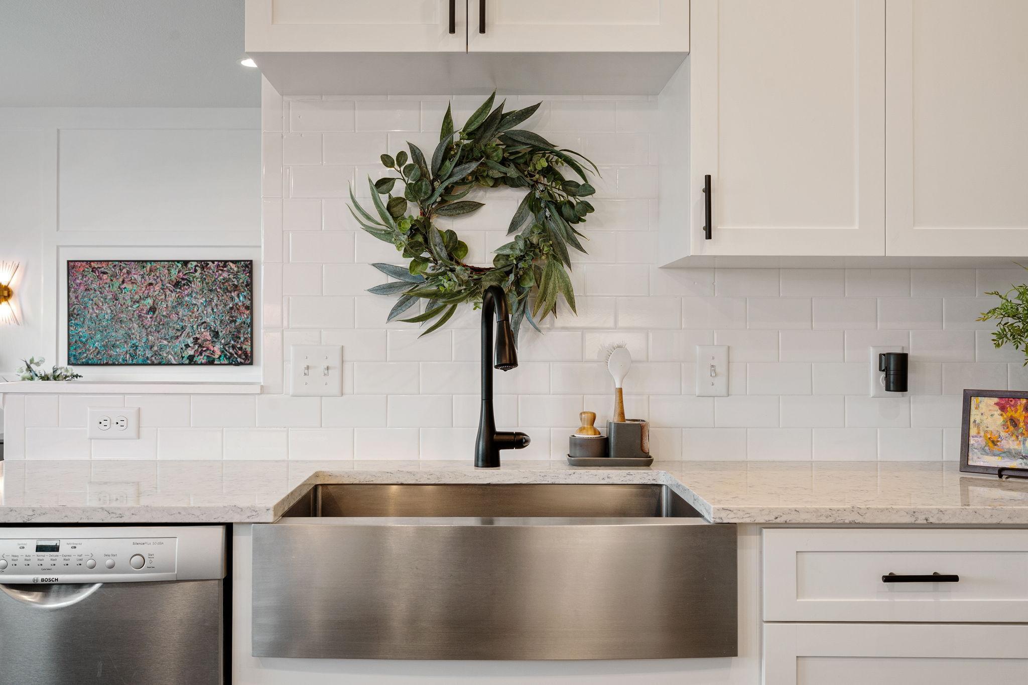 207 Bouldercrest Avenue NE