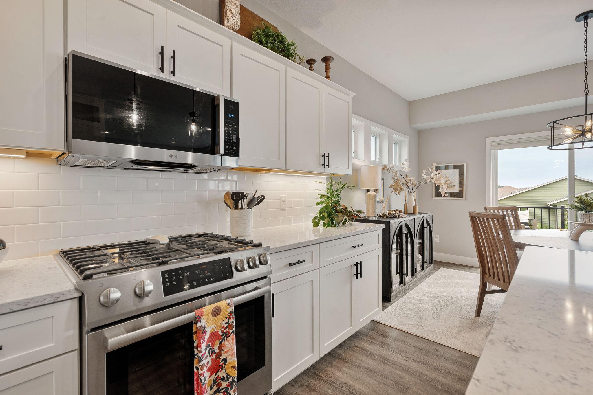 207 Bouldercrest Avenue NE