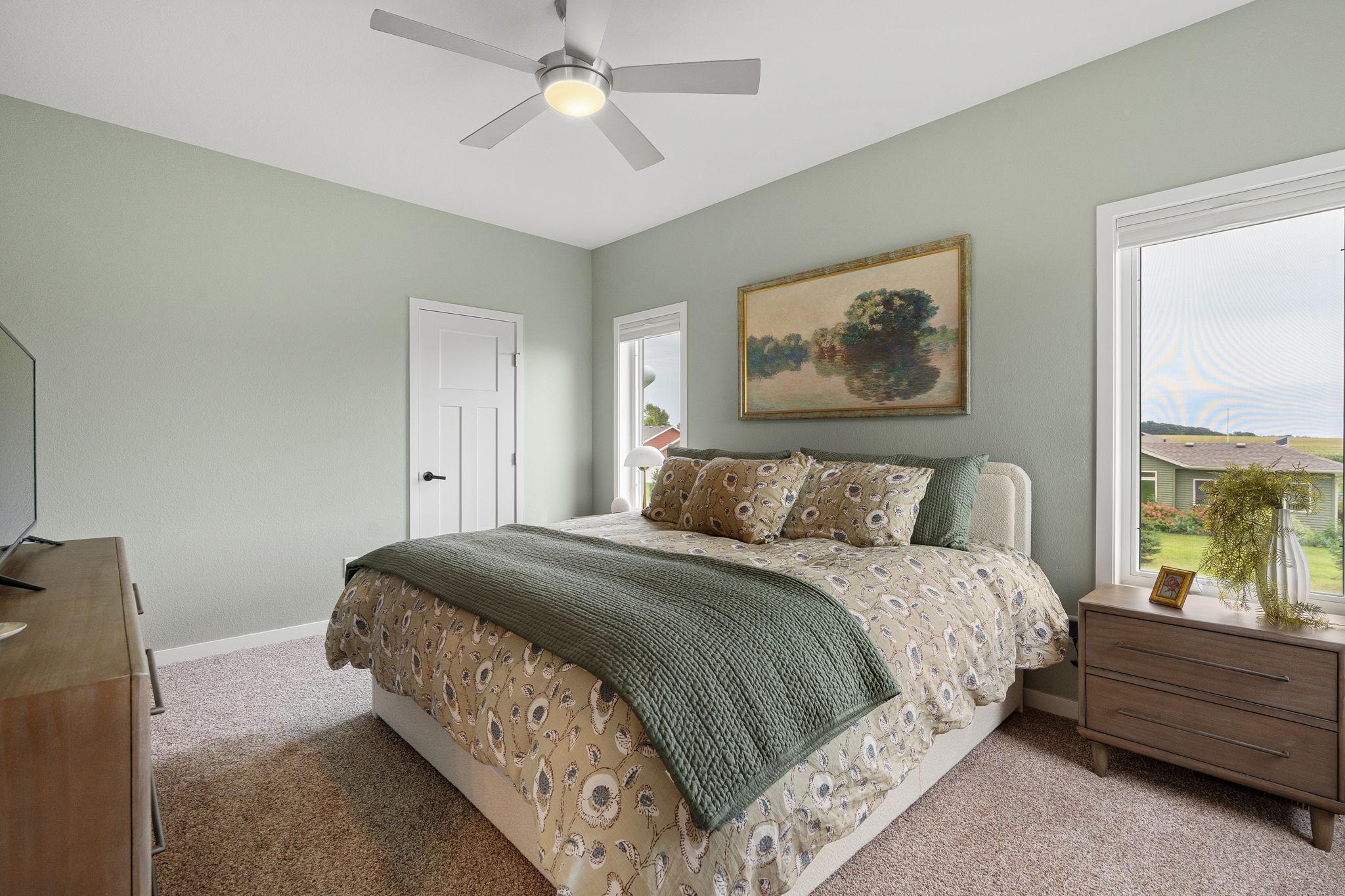 207 Bouldercrest Avenue NE