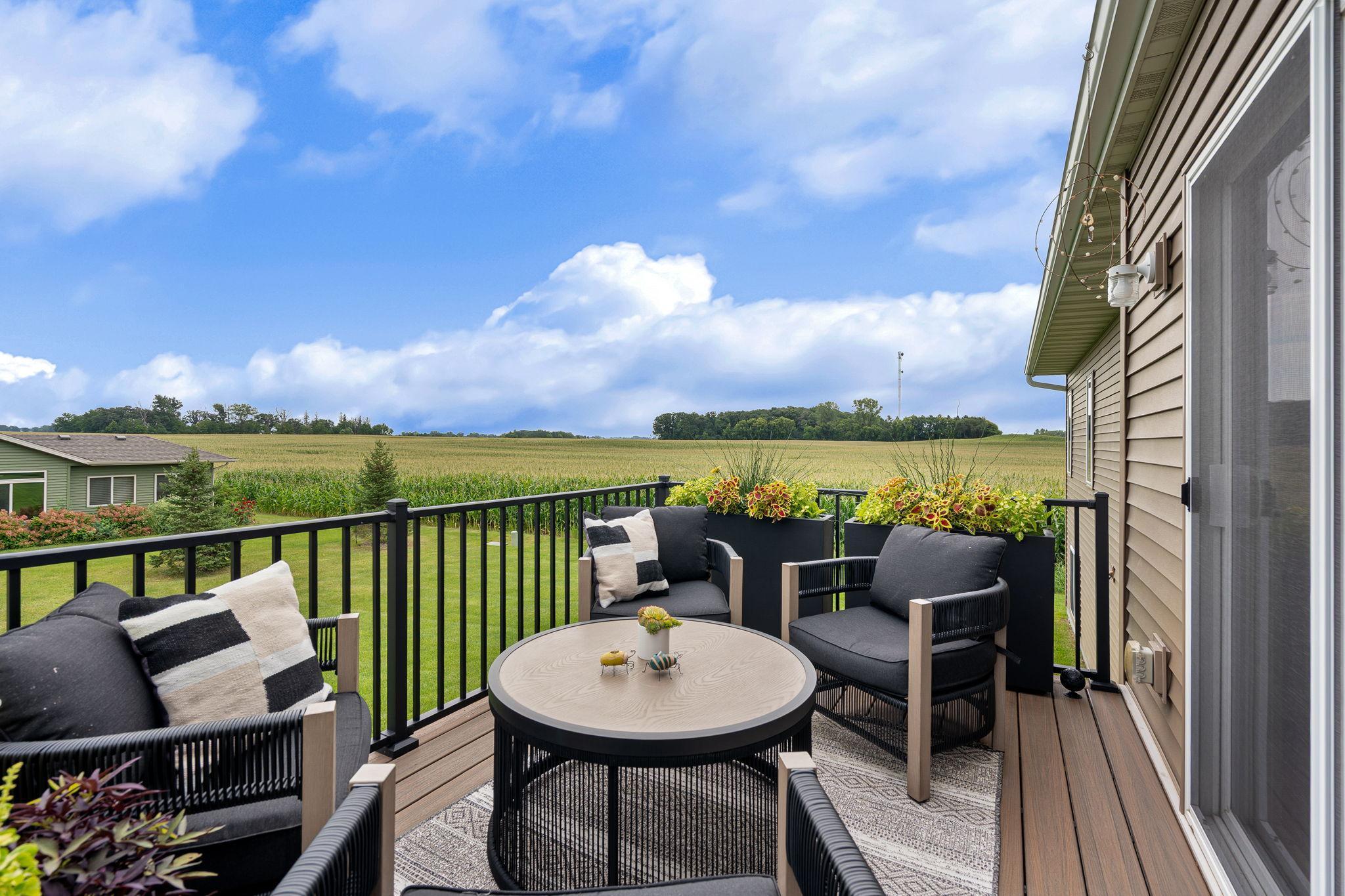 207 Bouldercrest Avenue NE