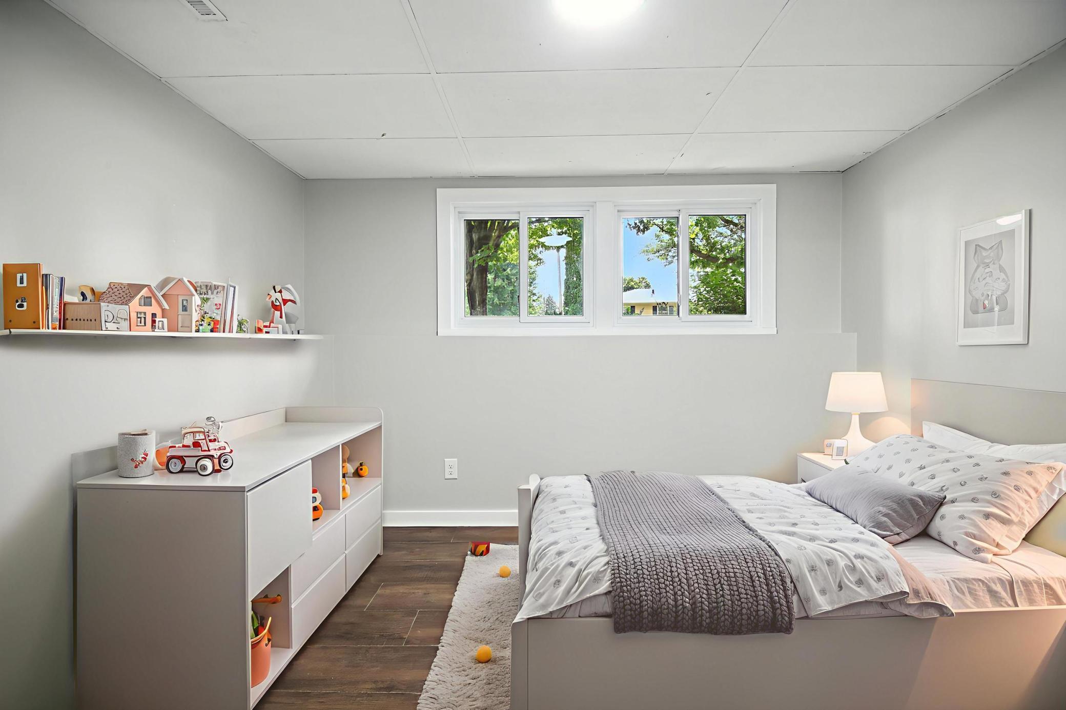318 13th Street SW
