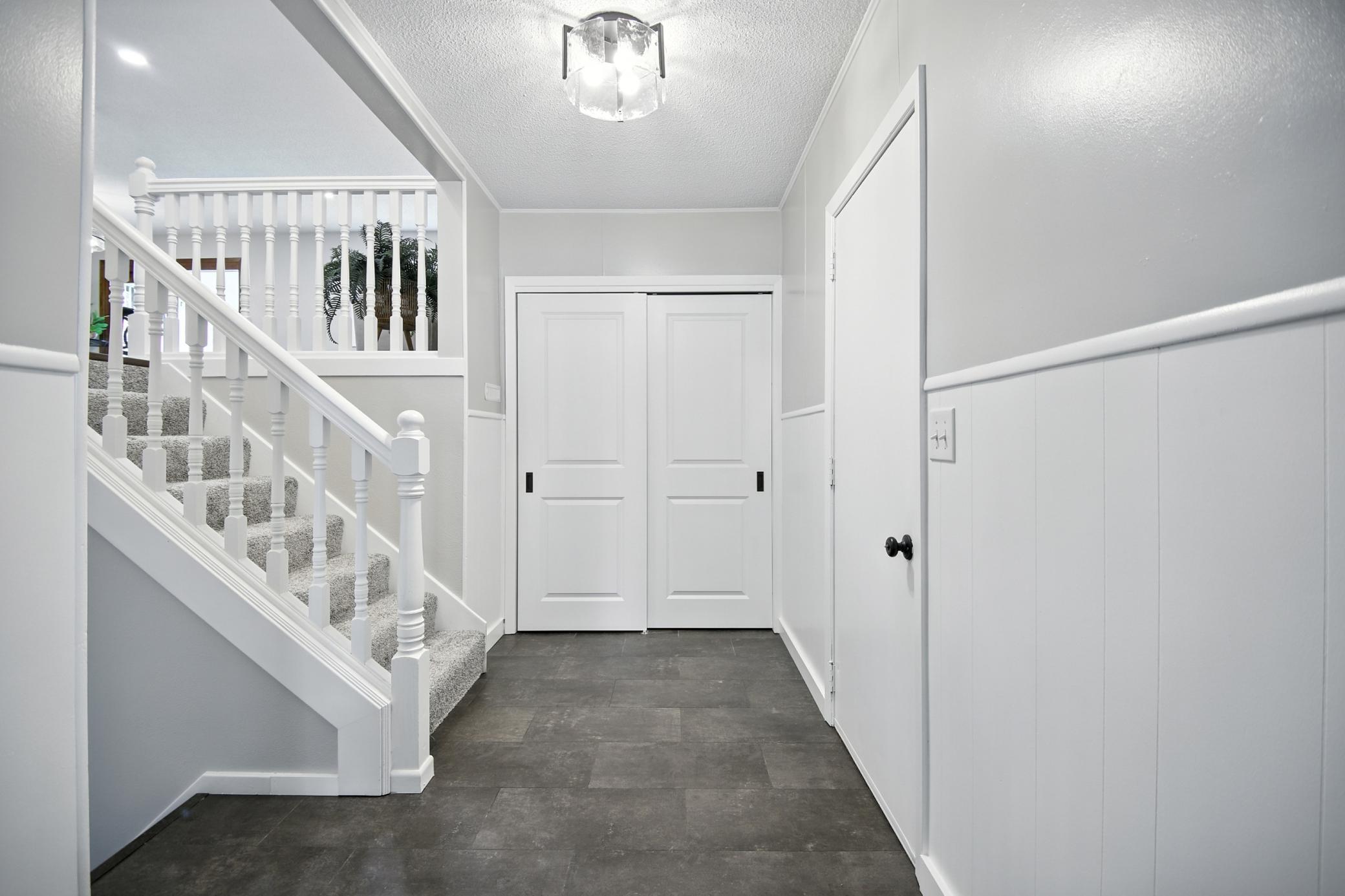 318 13th Street SW