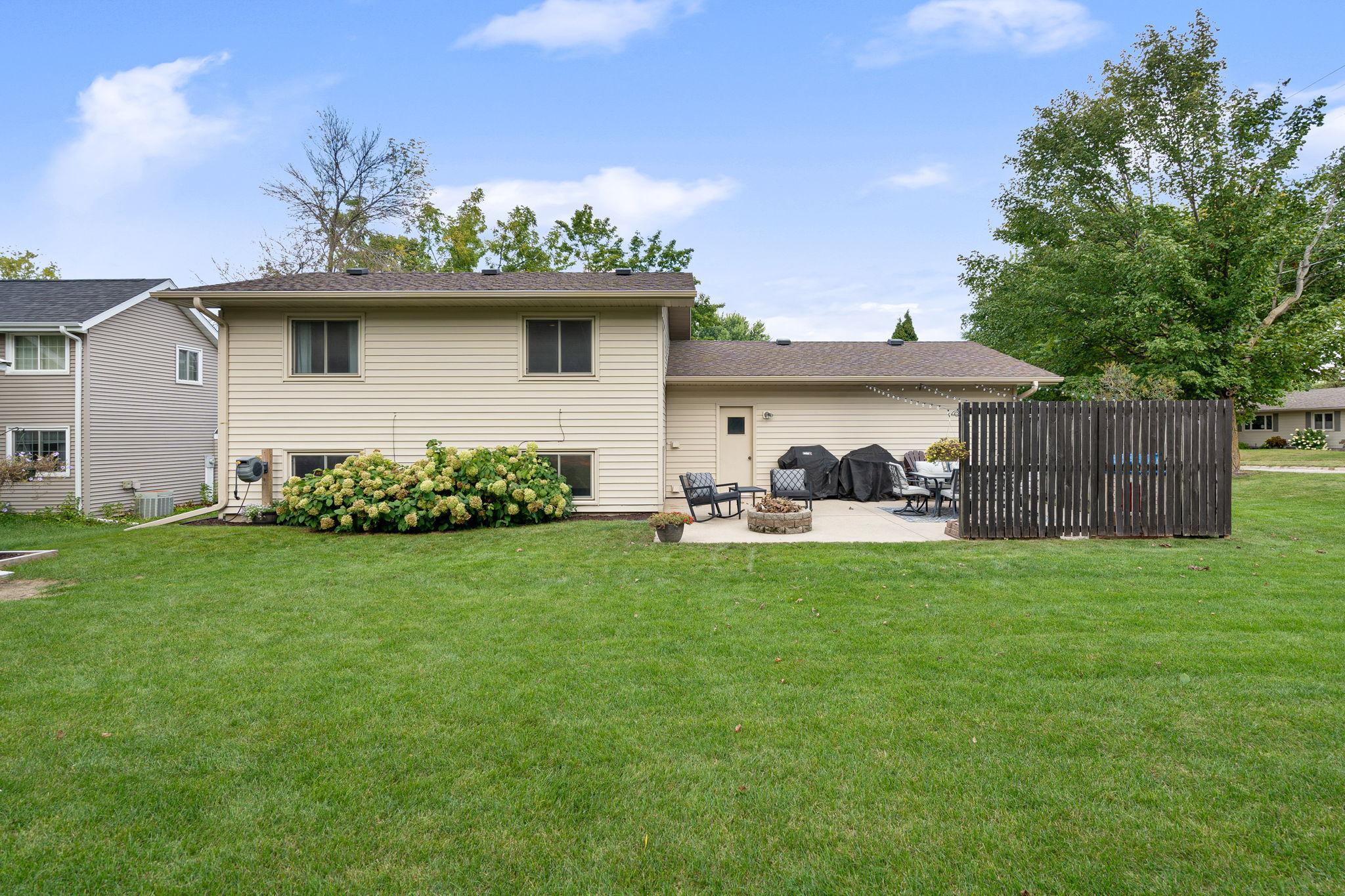 475 Willow Creek Drive