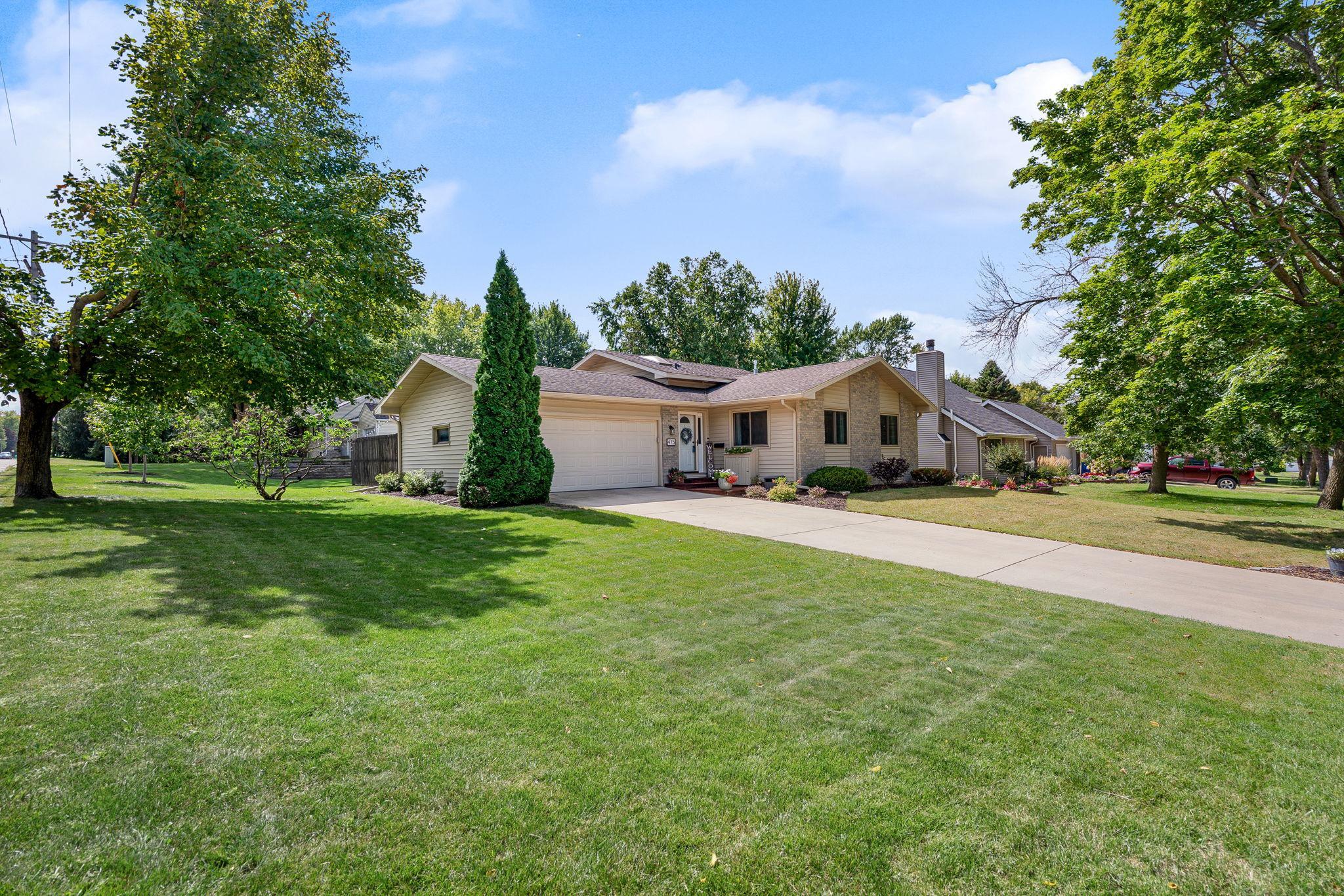 475 Willow Creek Drive