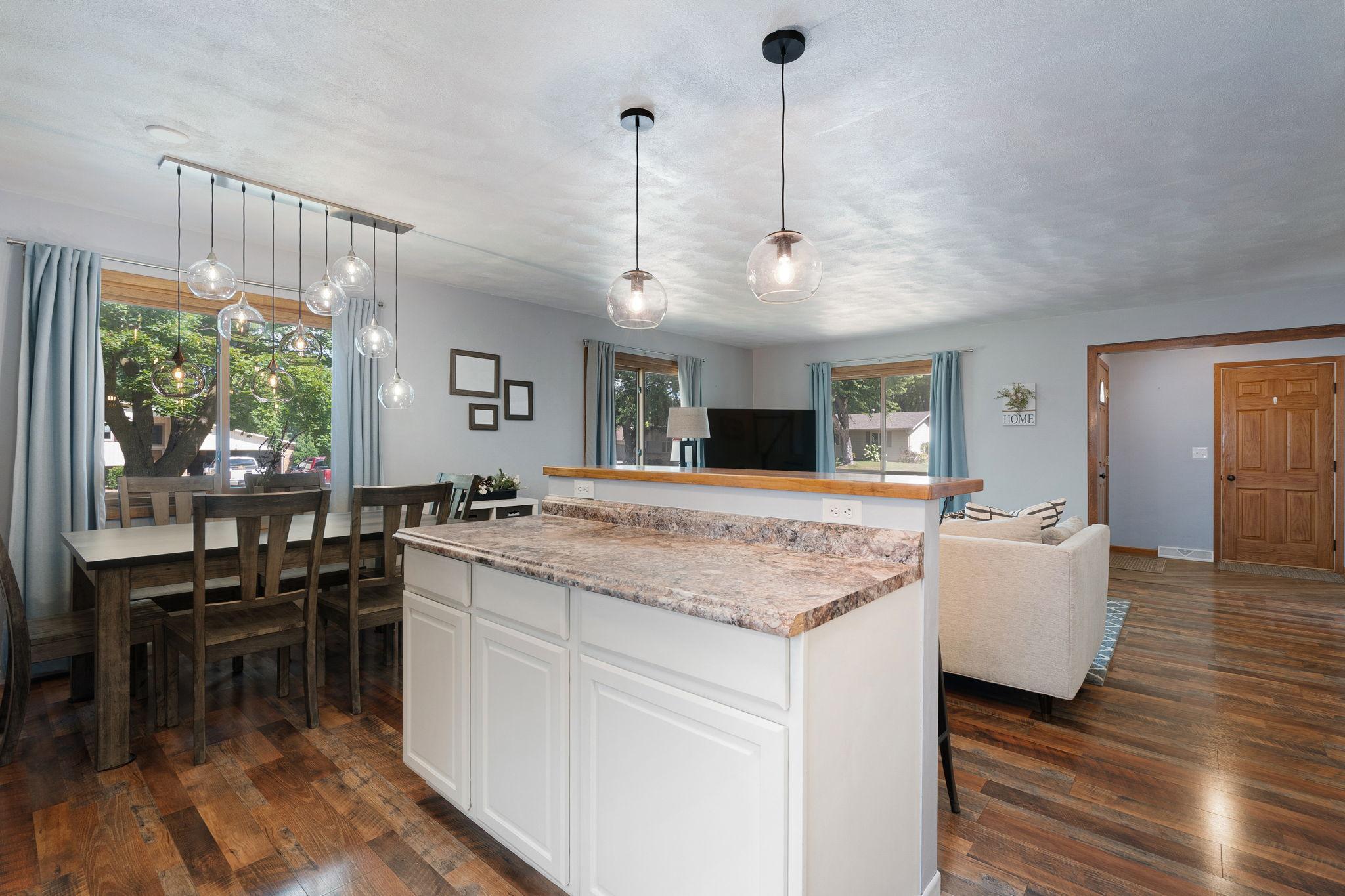 475 Willow Creek Drive