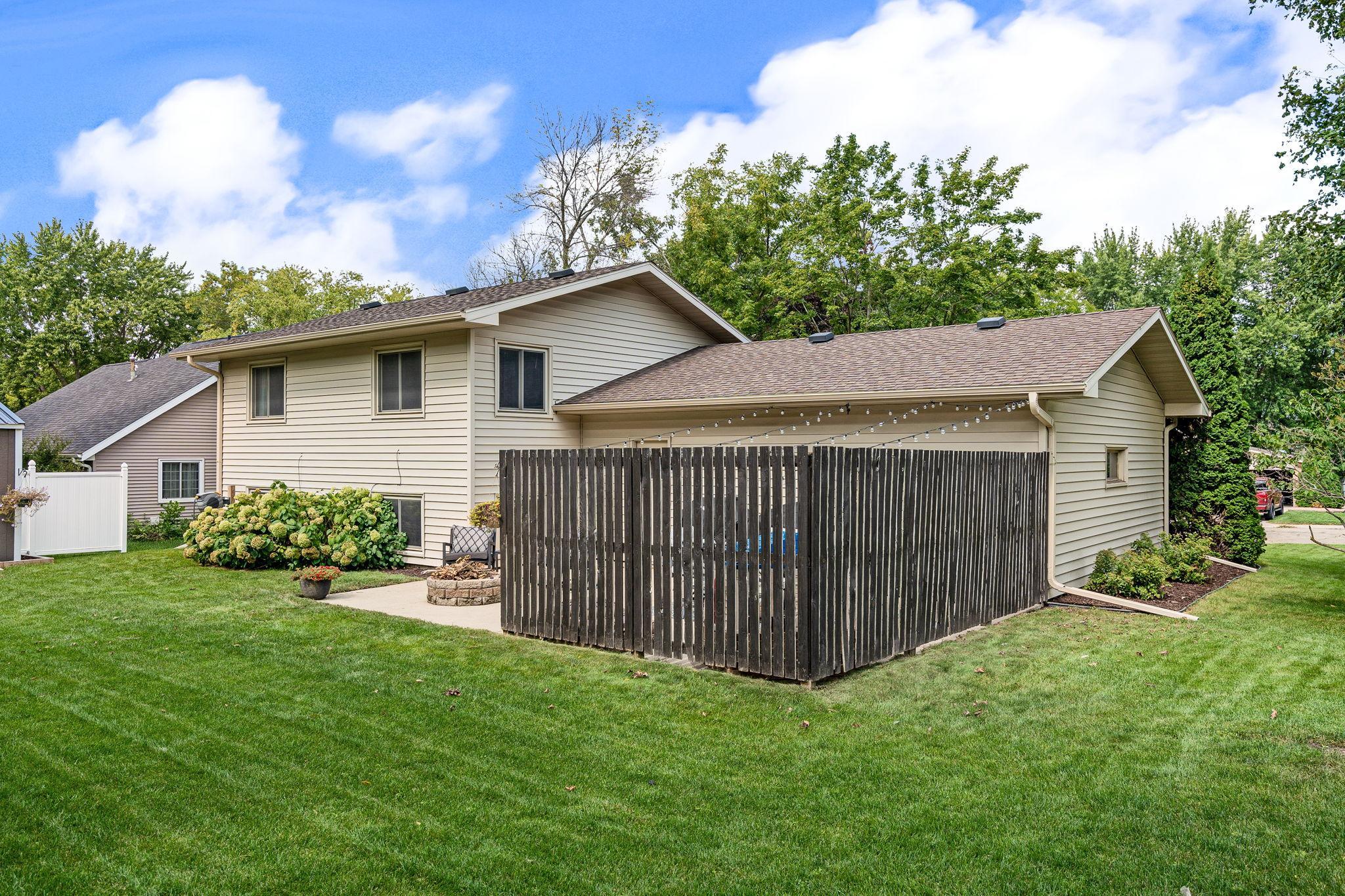 475 Willow Creek Drive