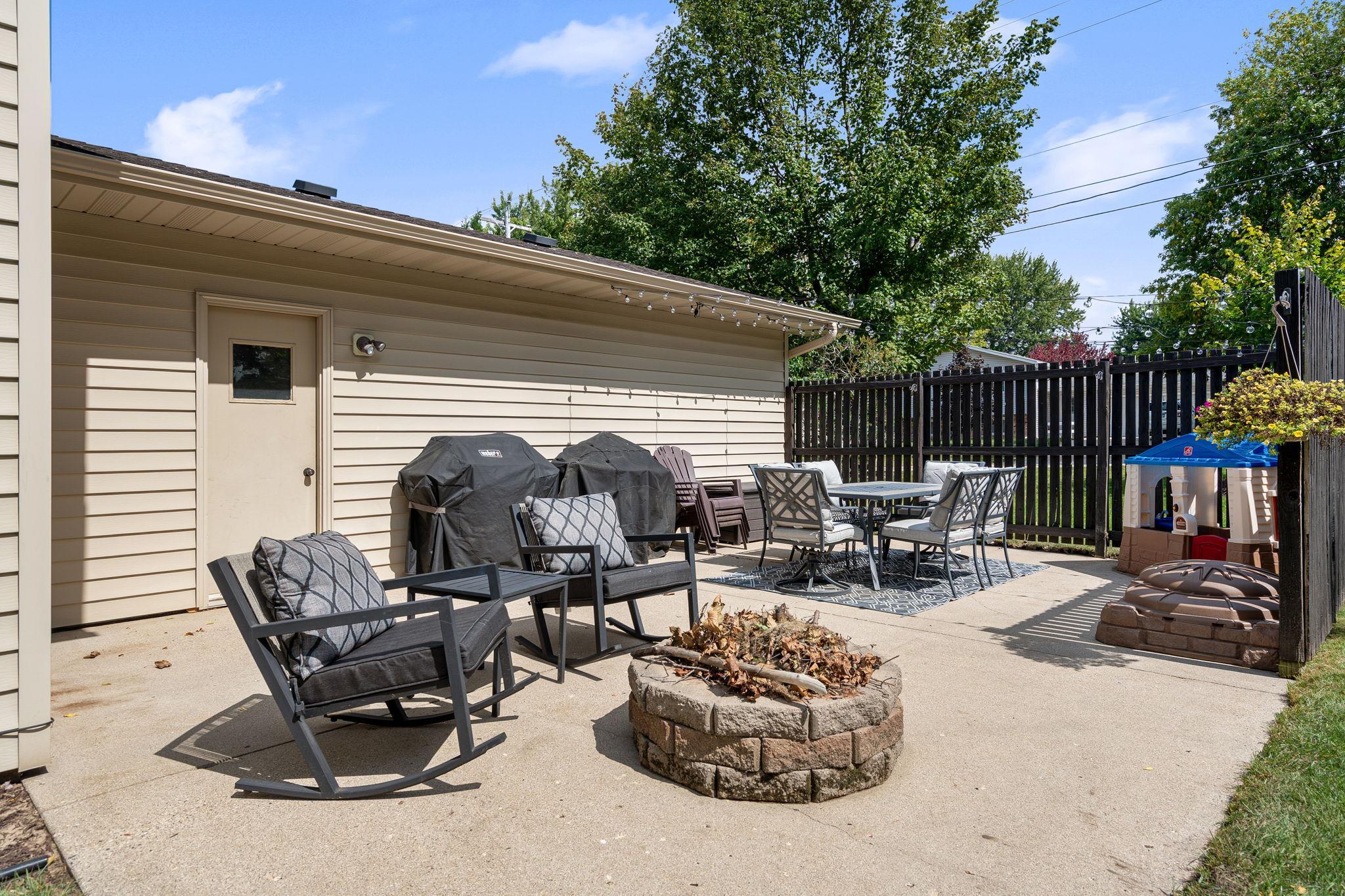 475 Willow Creek Drive