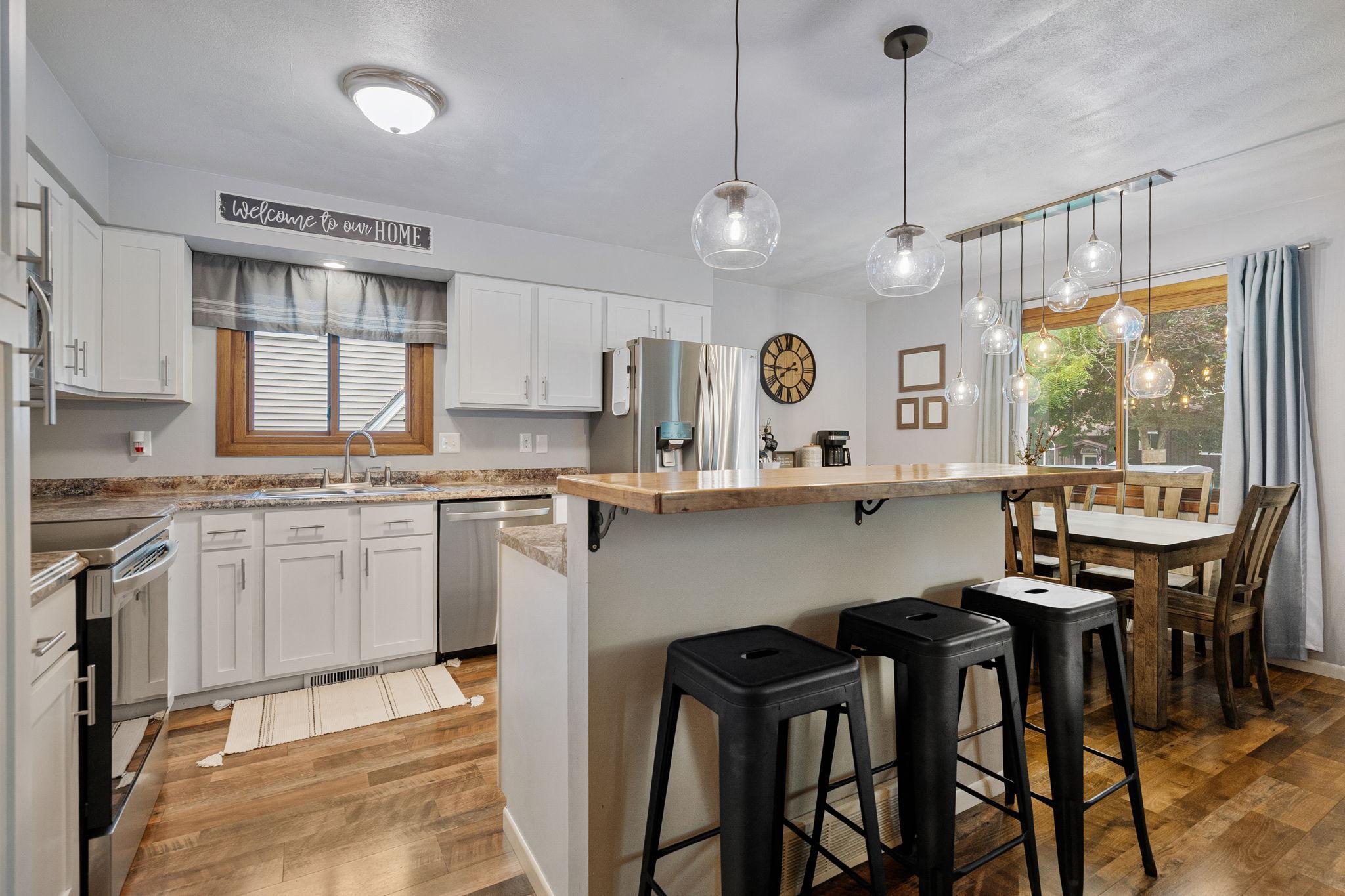 475 Willow Creek Drive