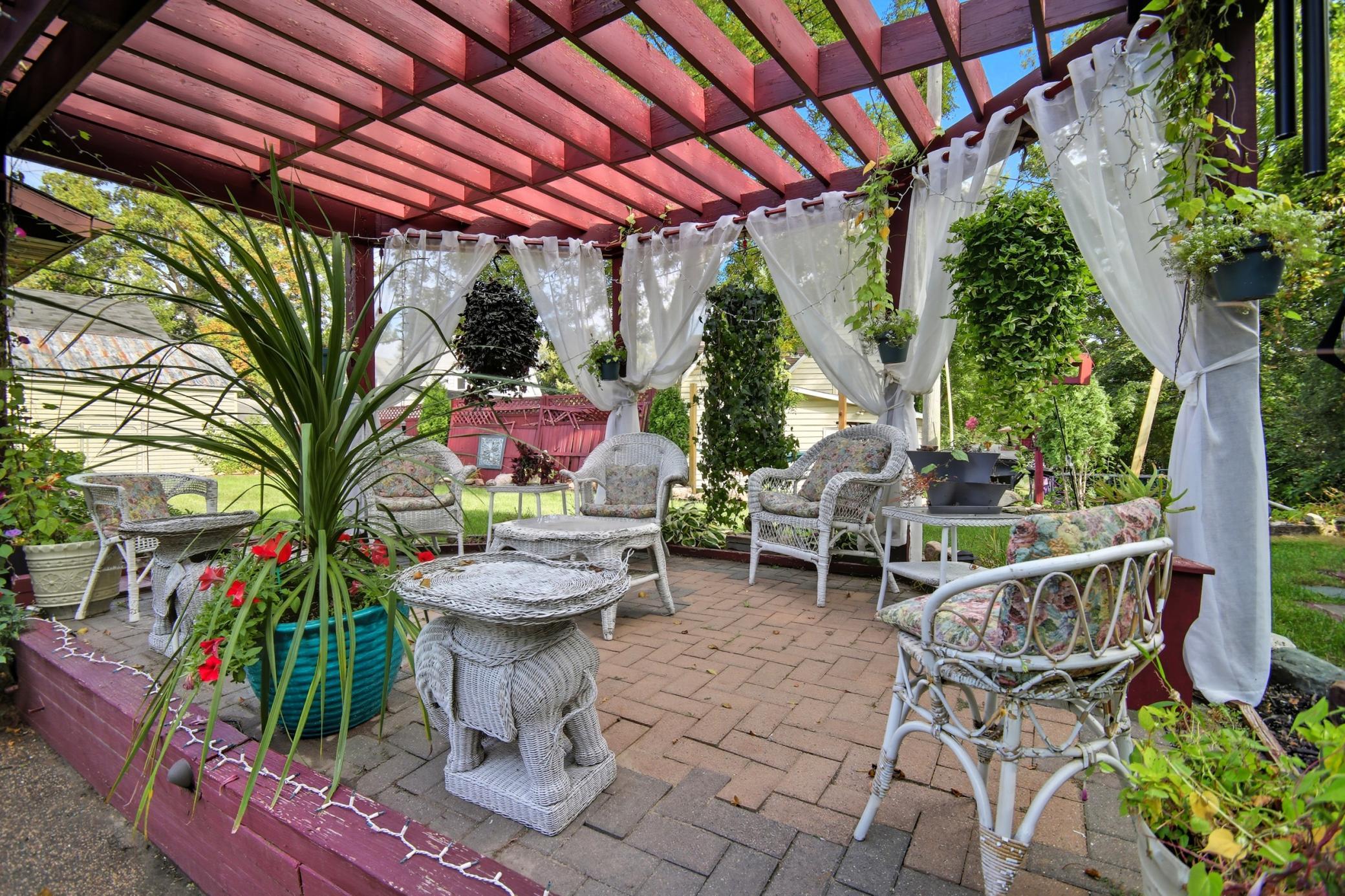 420 Fairview Street NW