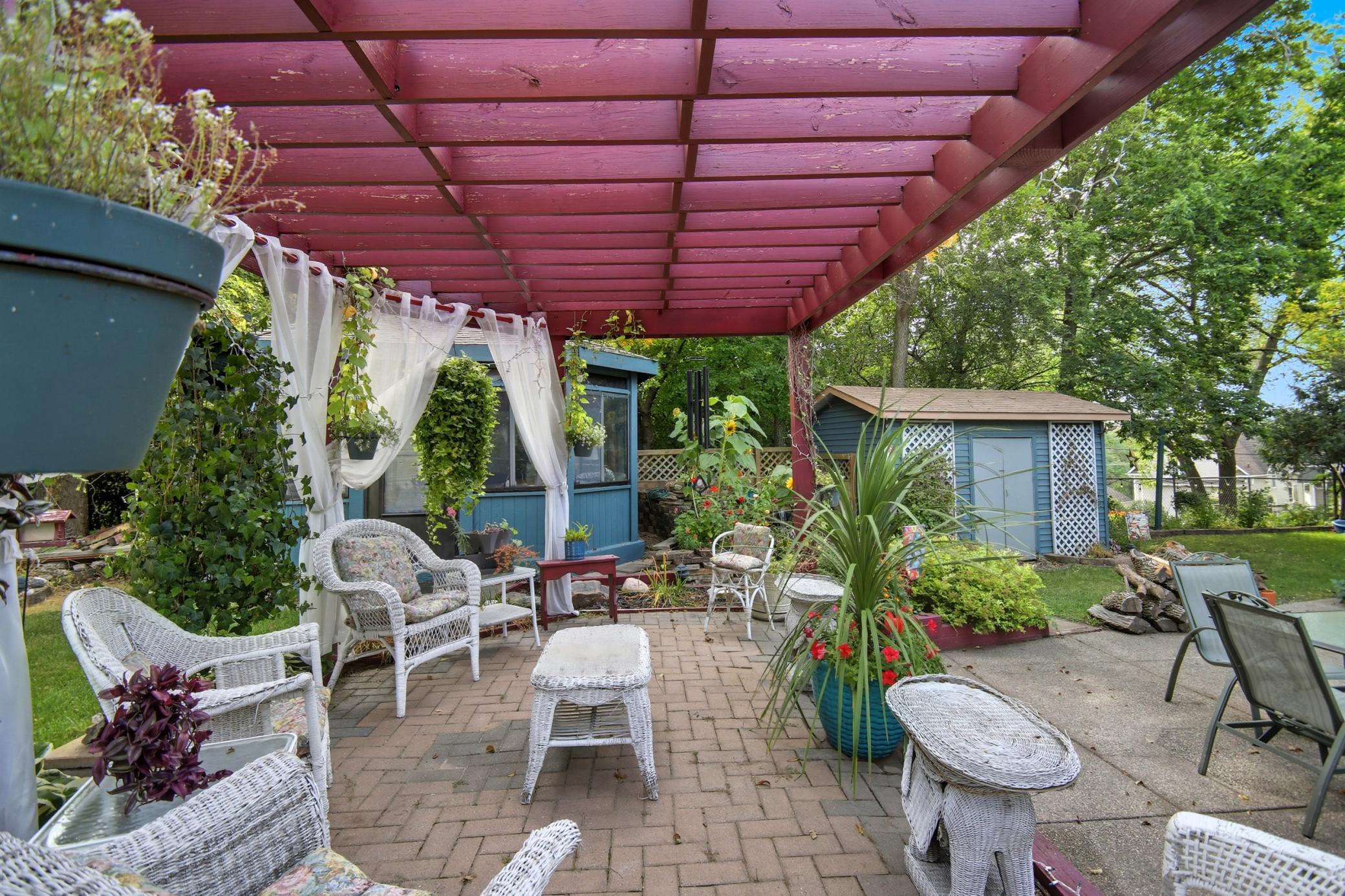 420 Fairview Street NW