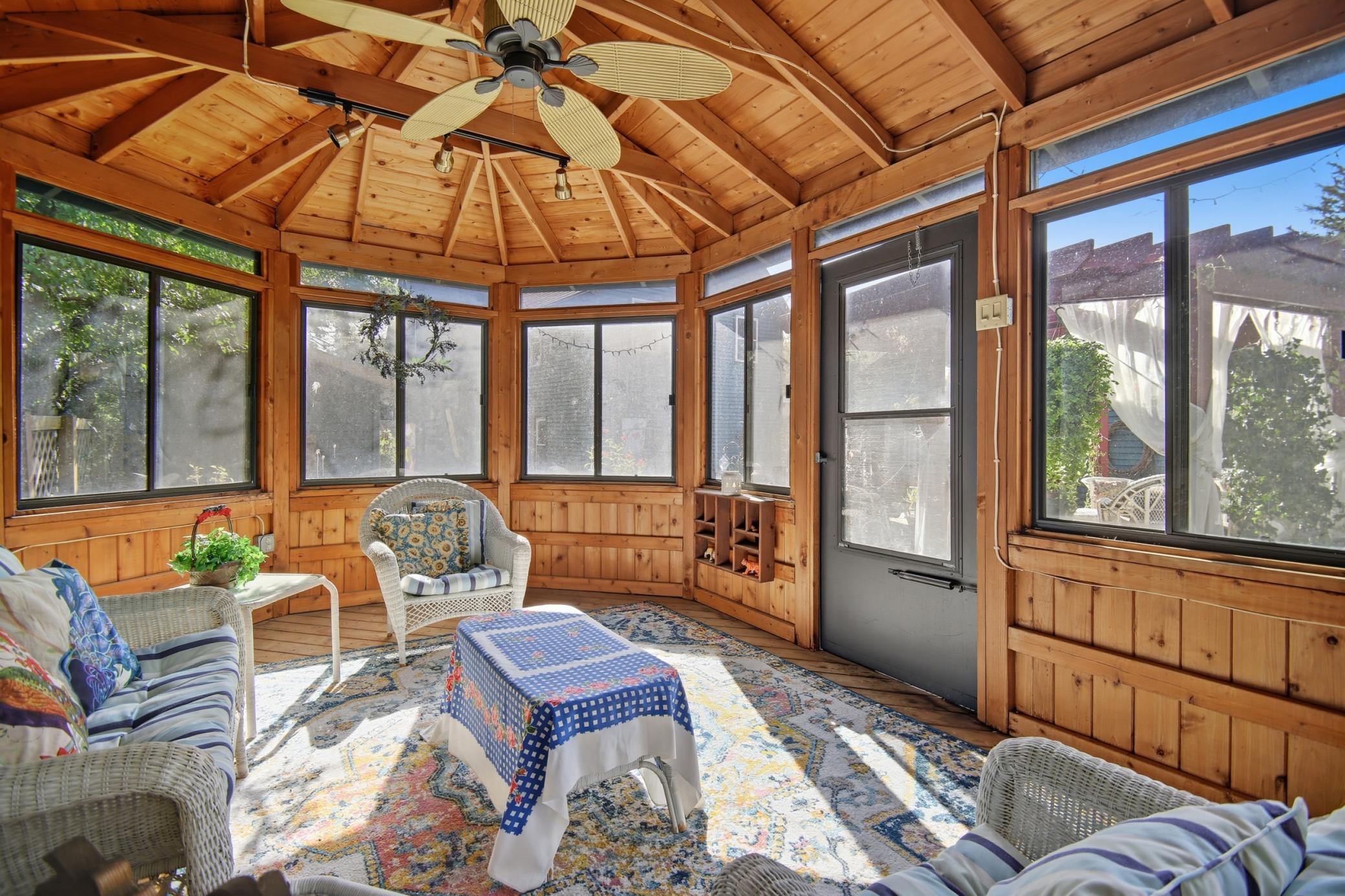 420 Fairview Street NW