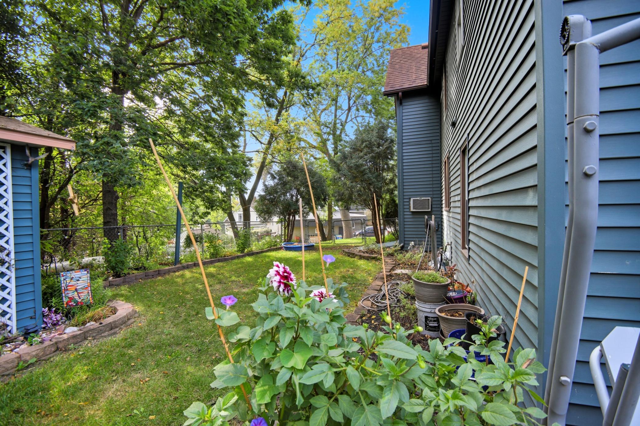 420 Fairview Street NW