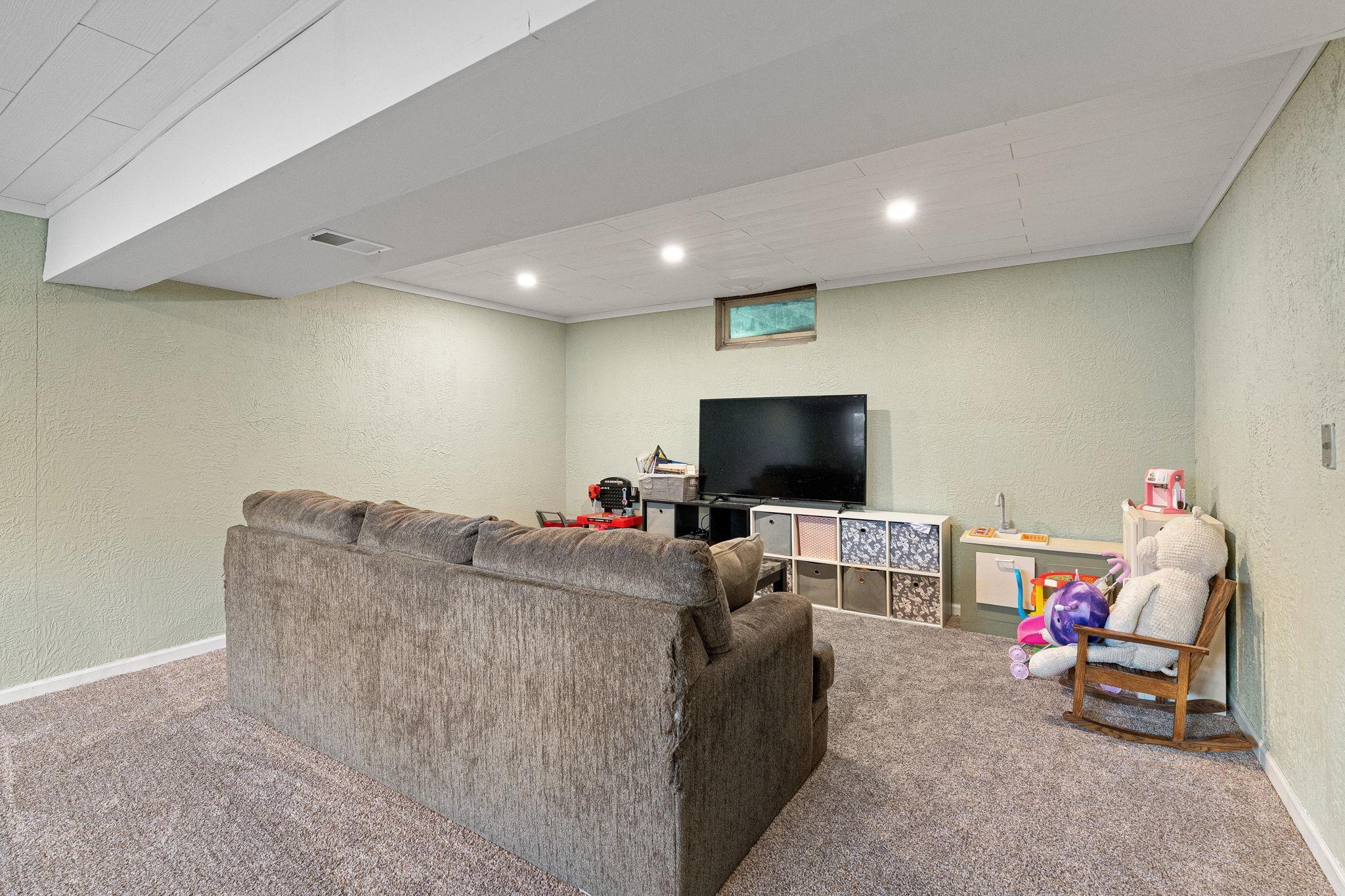 70 Aspen Highland Place