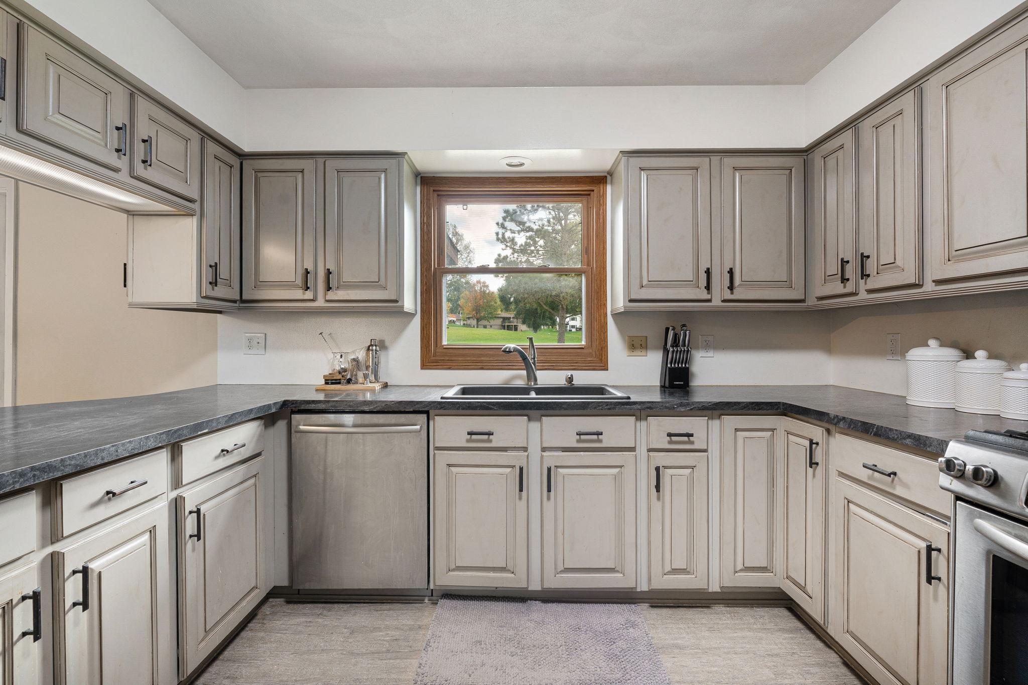 70 Aspen Highland Place