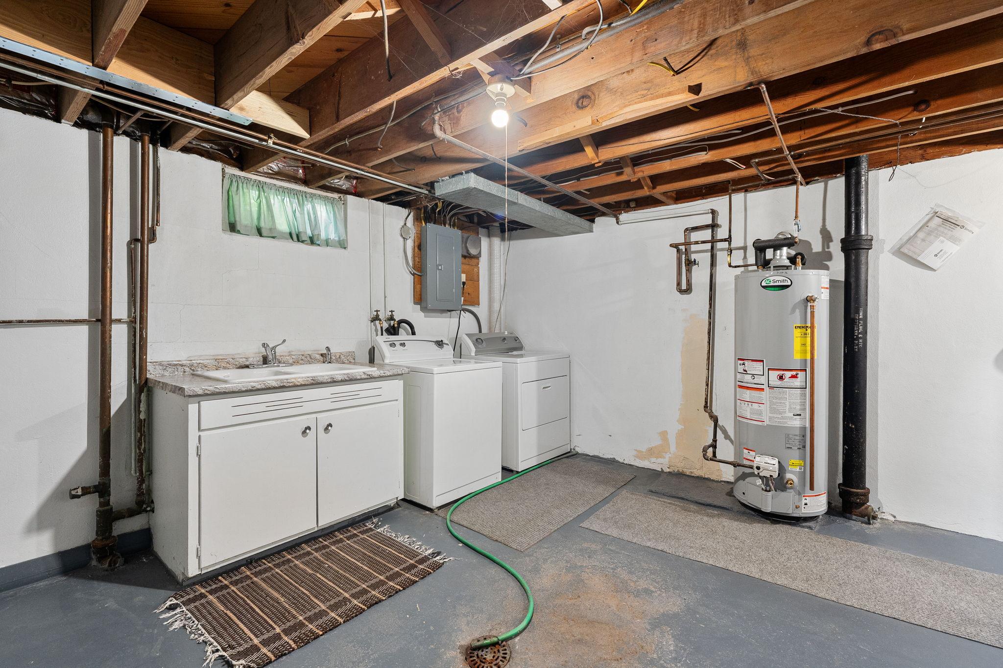 1223 S Cedar Avenue