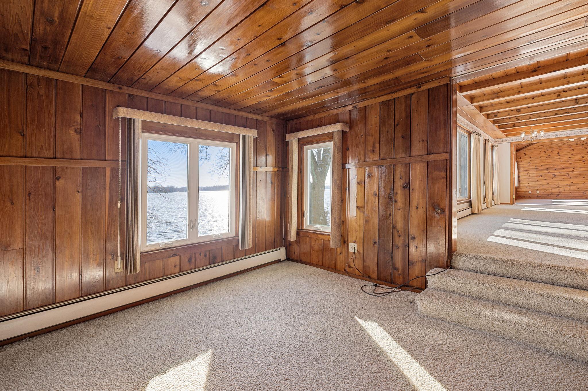 810 N Shore Drive