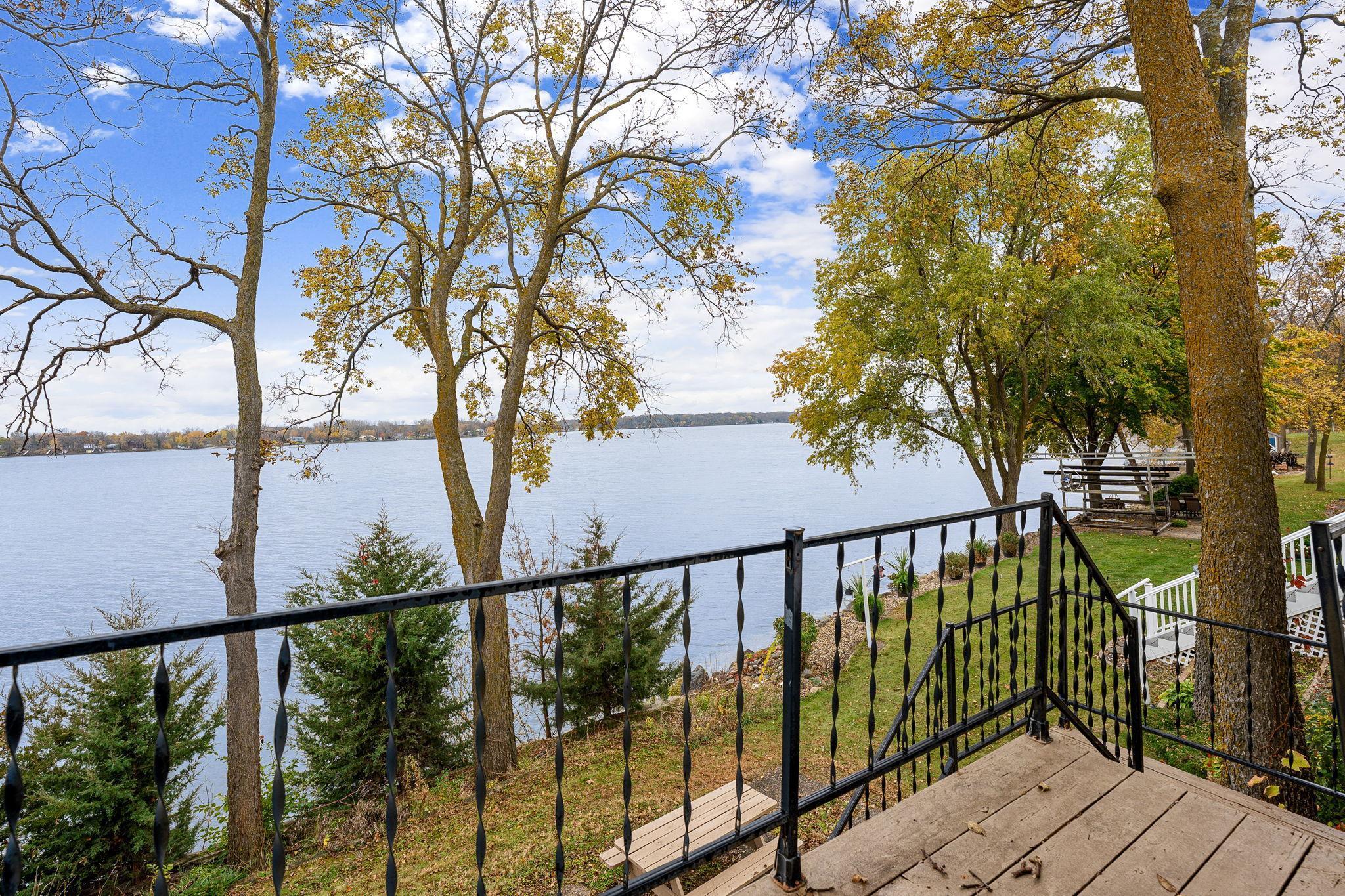 810 N Shore Drive