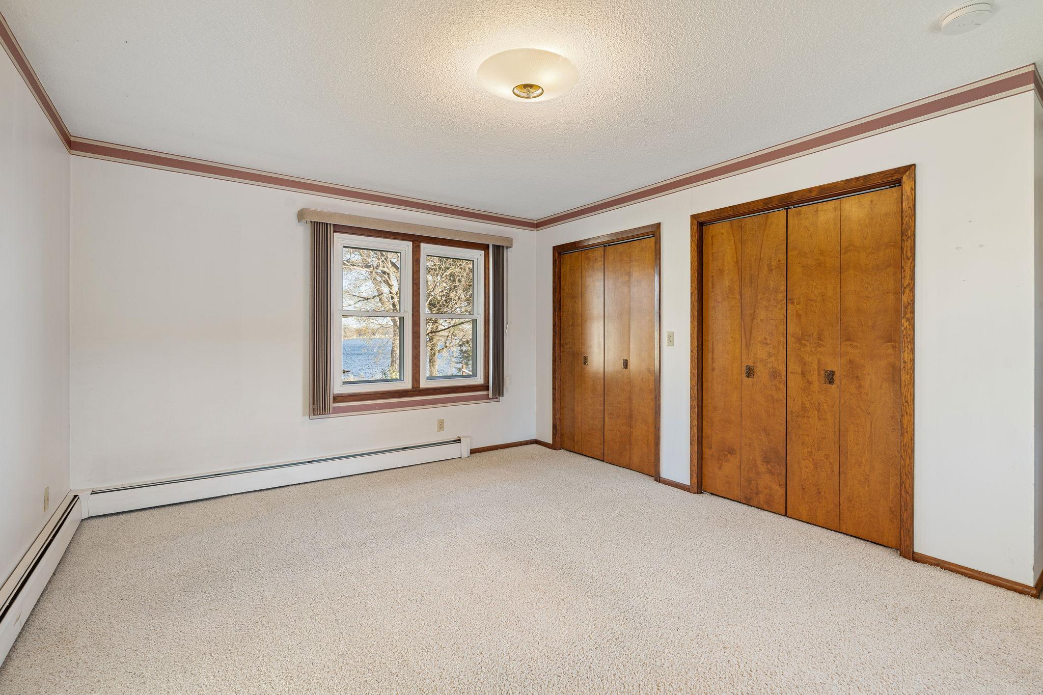 810 N Shore Drive