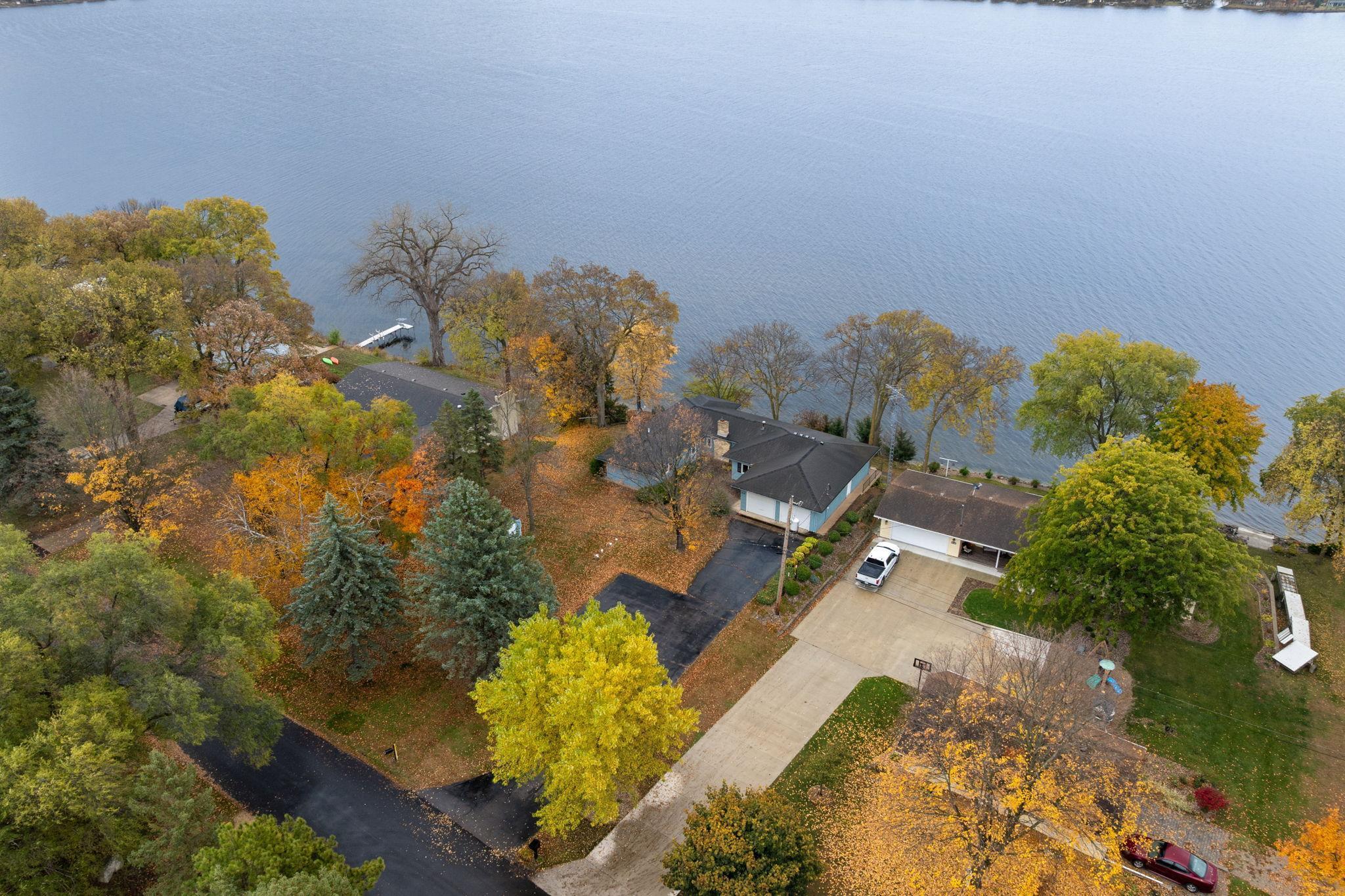 810 N Shore Drive