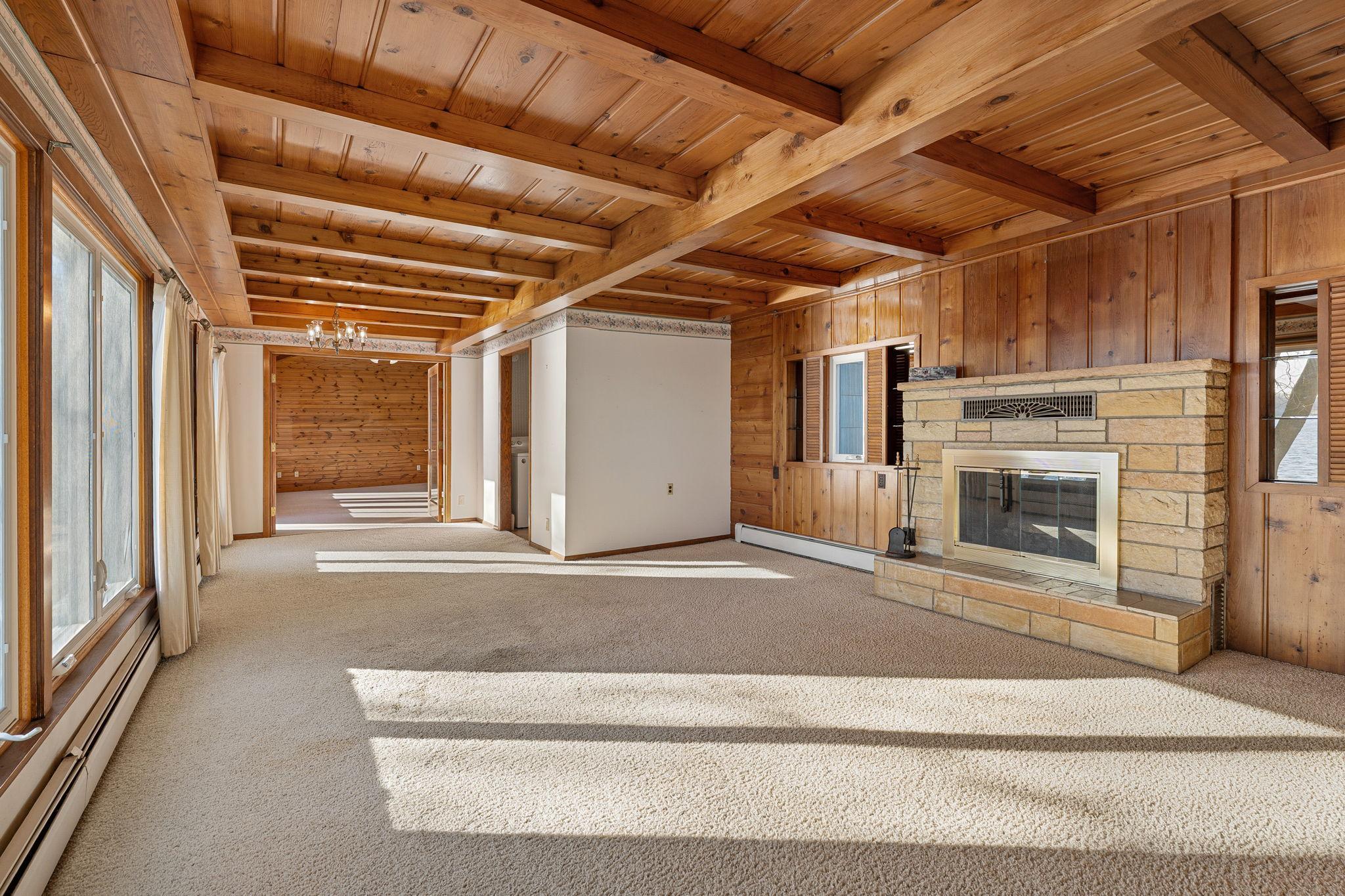 810 N Shore Drive