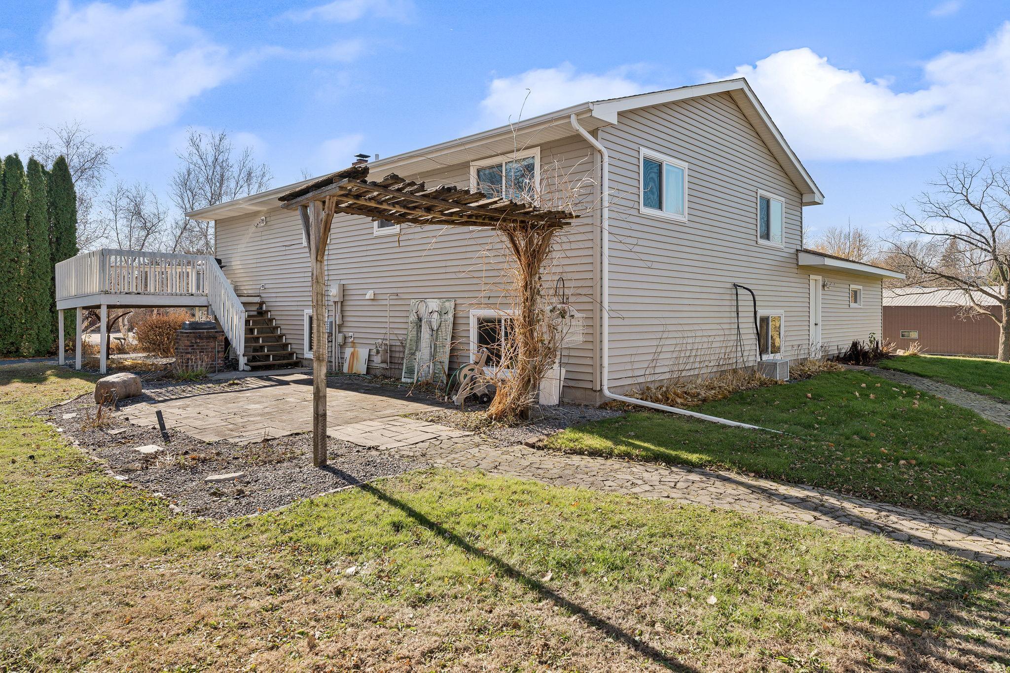 14435 Woodville Drive