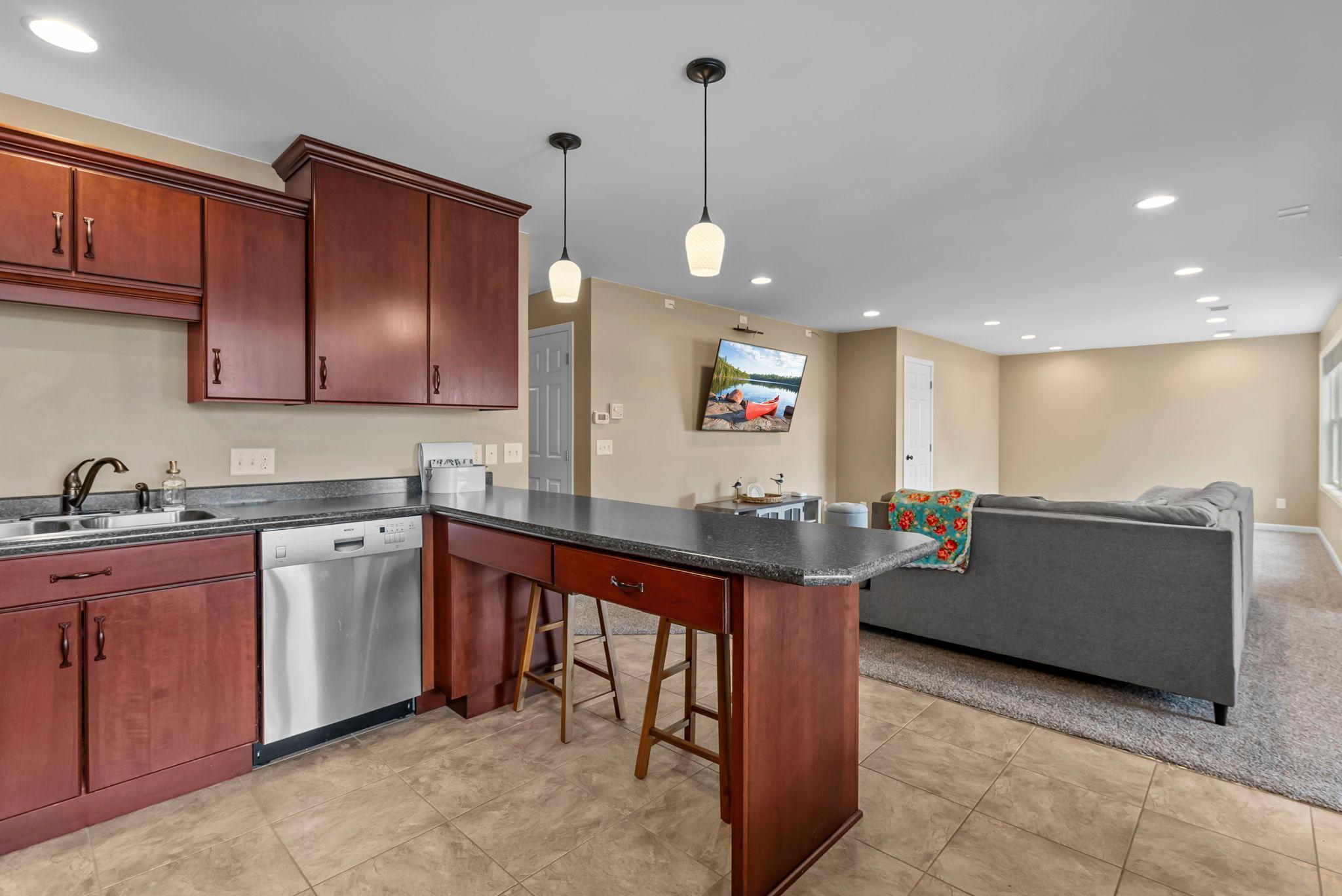 1555 Wood Duck Lane NE