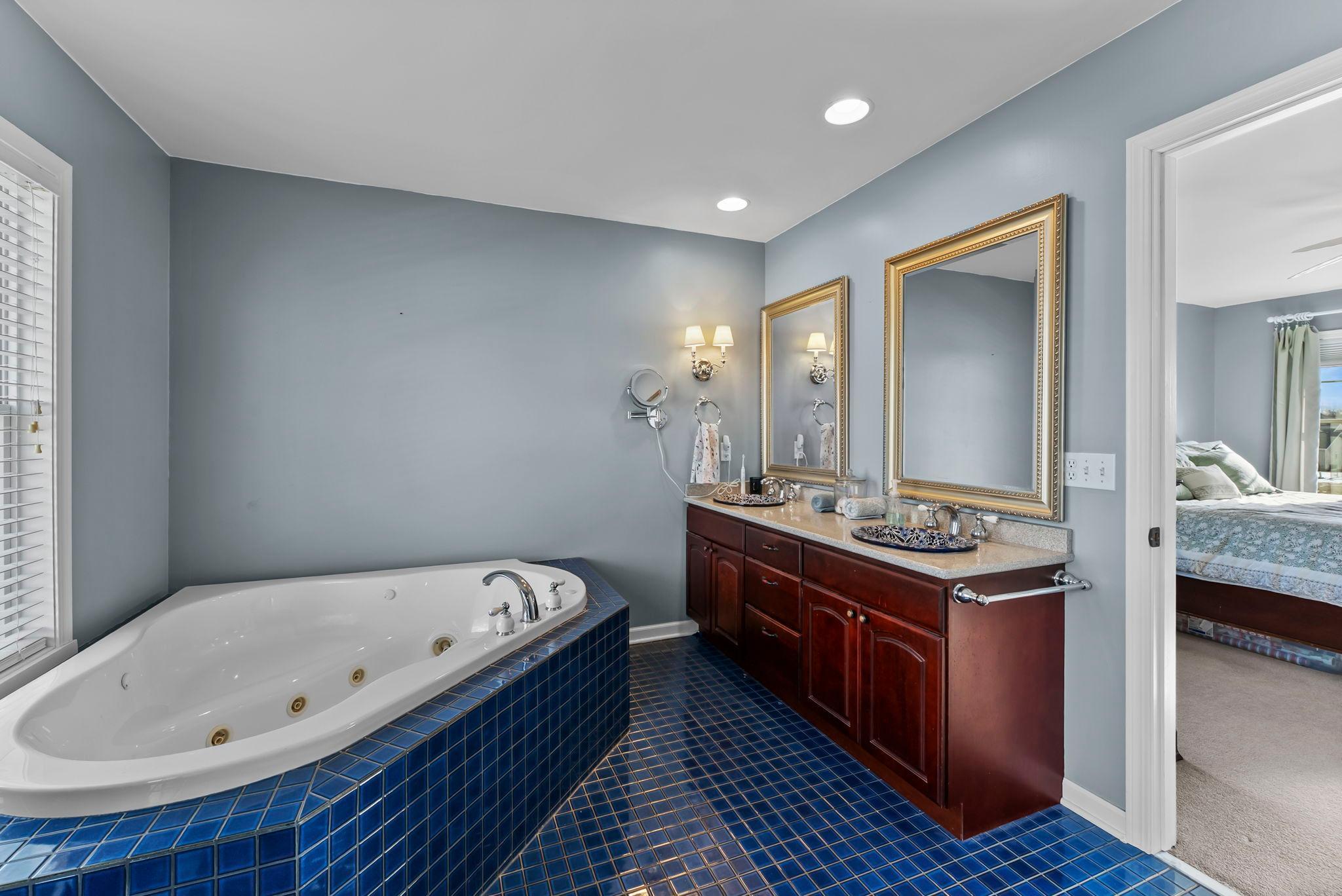 1555 Wood Duck Lane NE