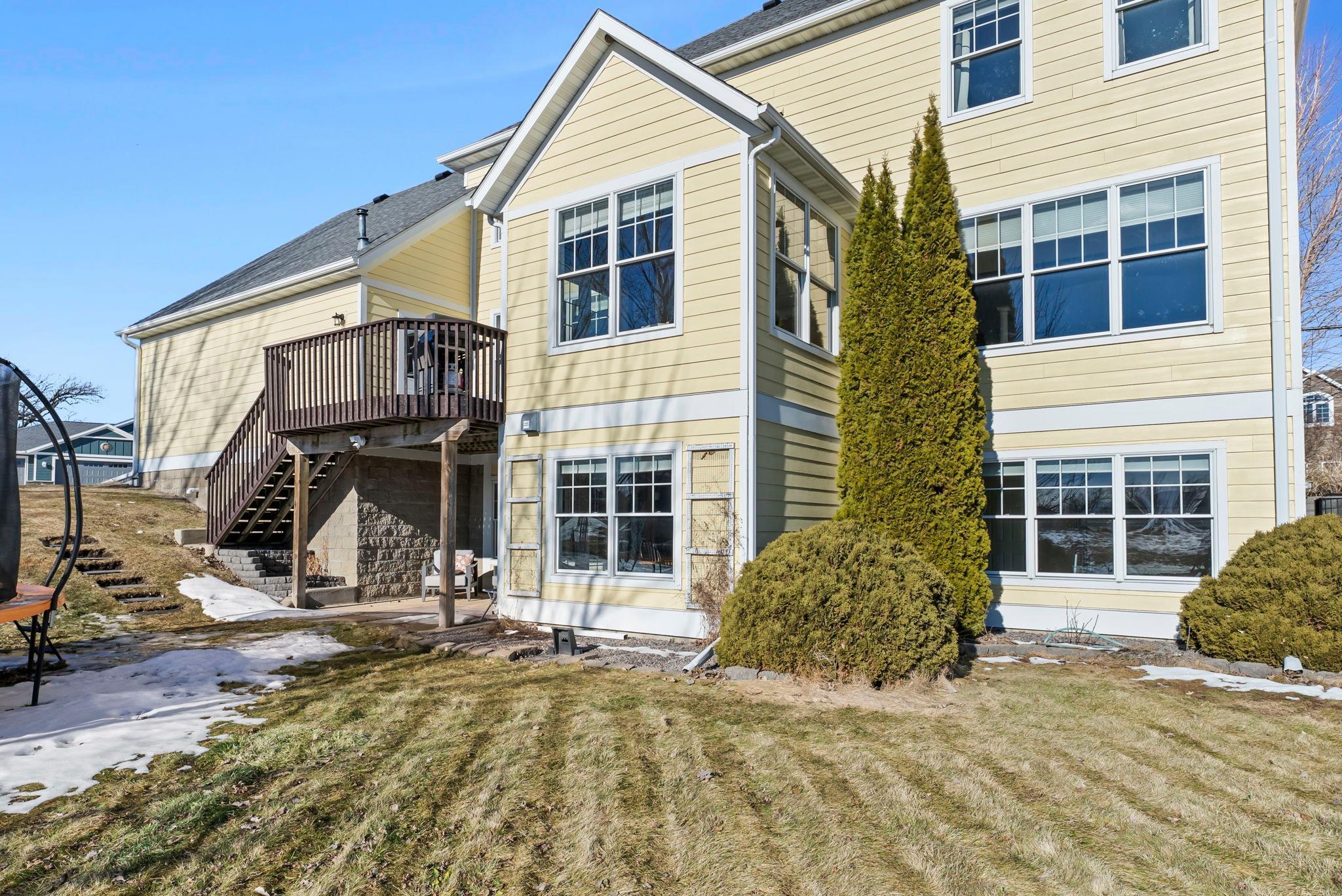 1555 Wood Duck Lane NE