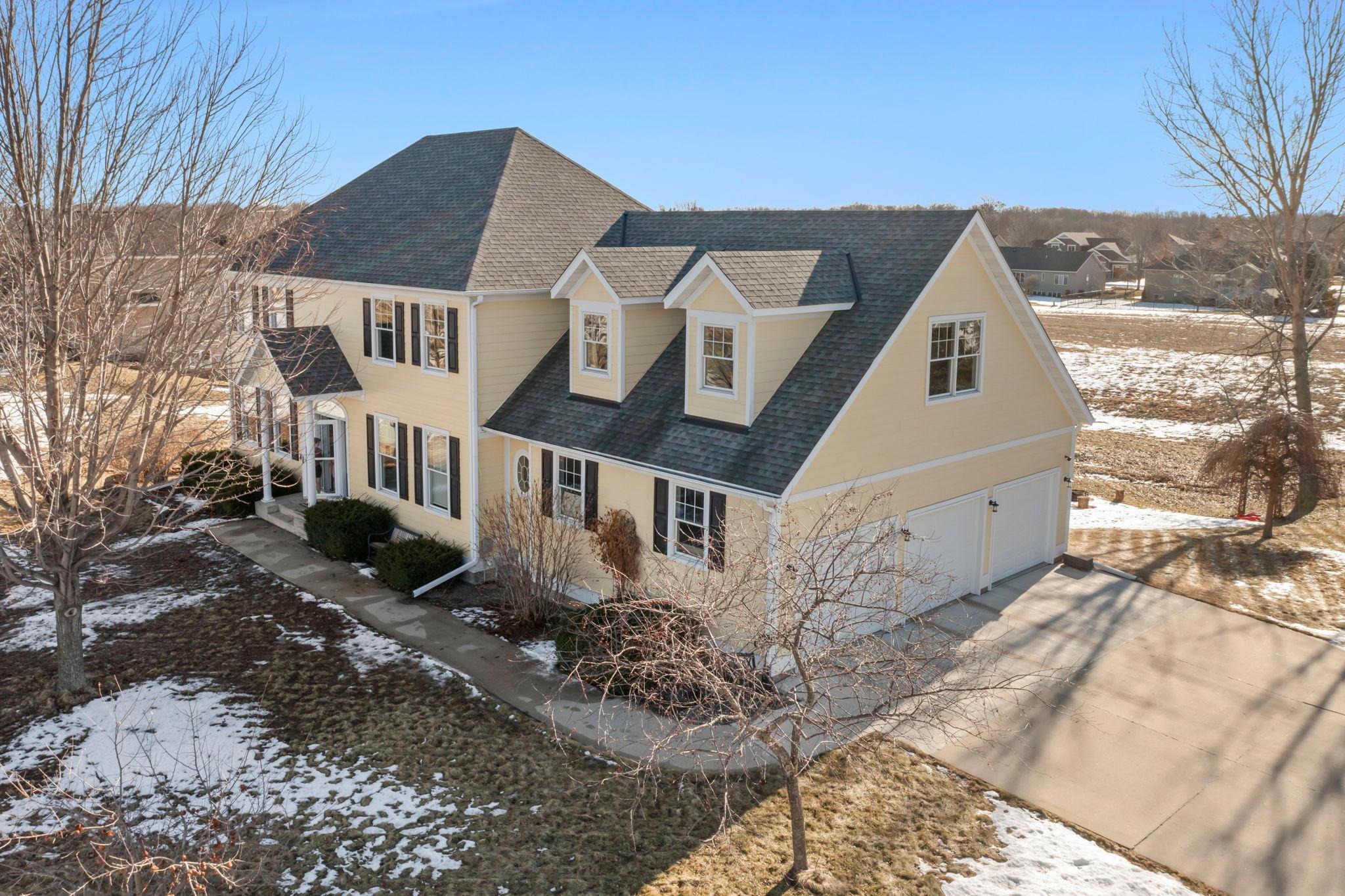 1555 Wood Duck Lane NE