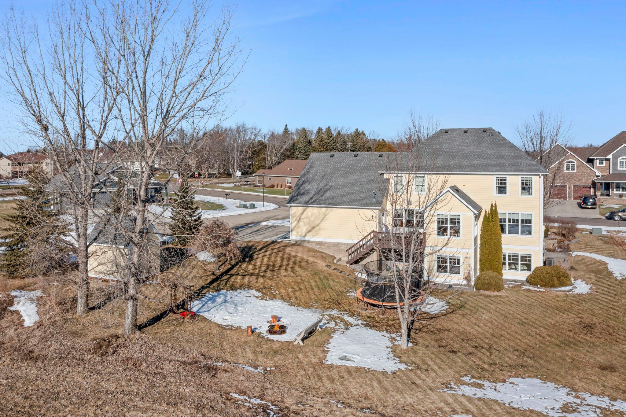 1555 Wood Duck Lane NE