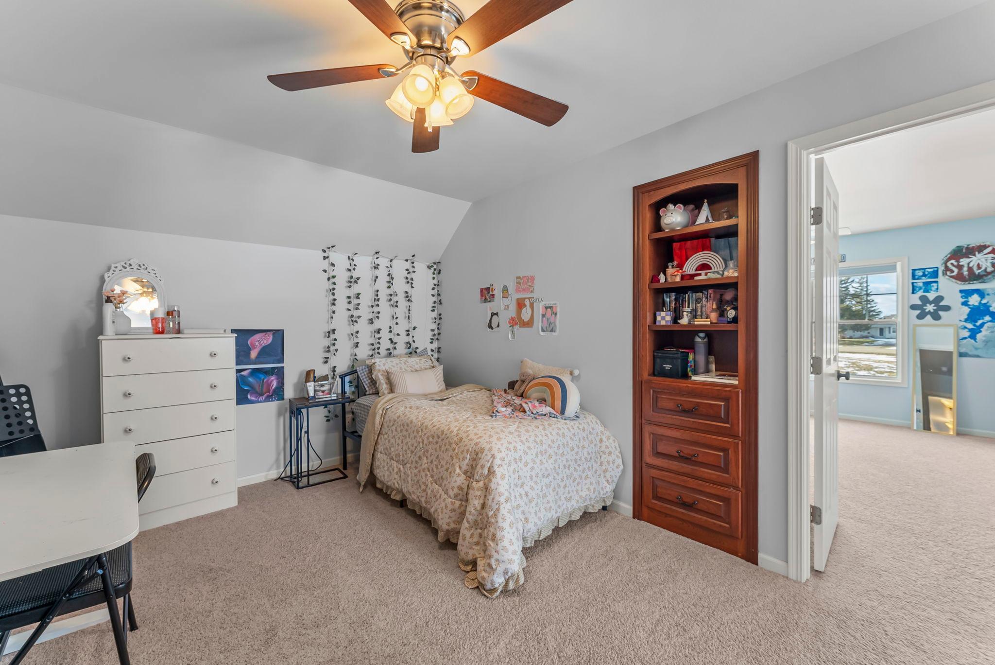 1555 Wood Duck Lane NE