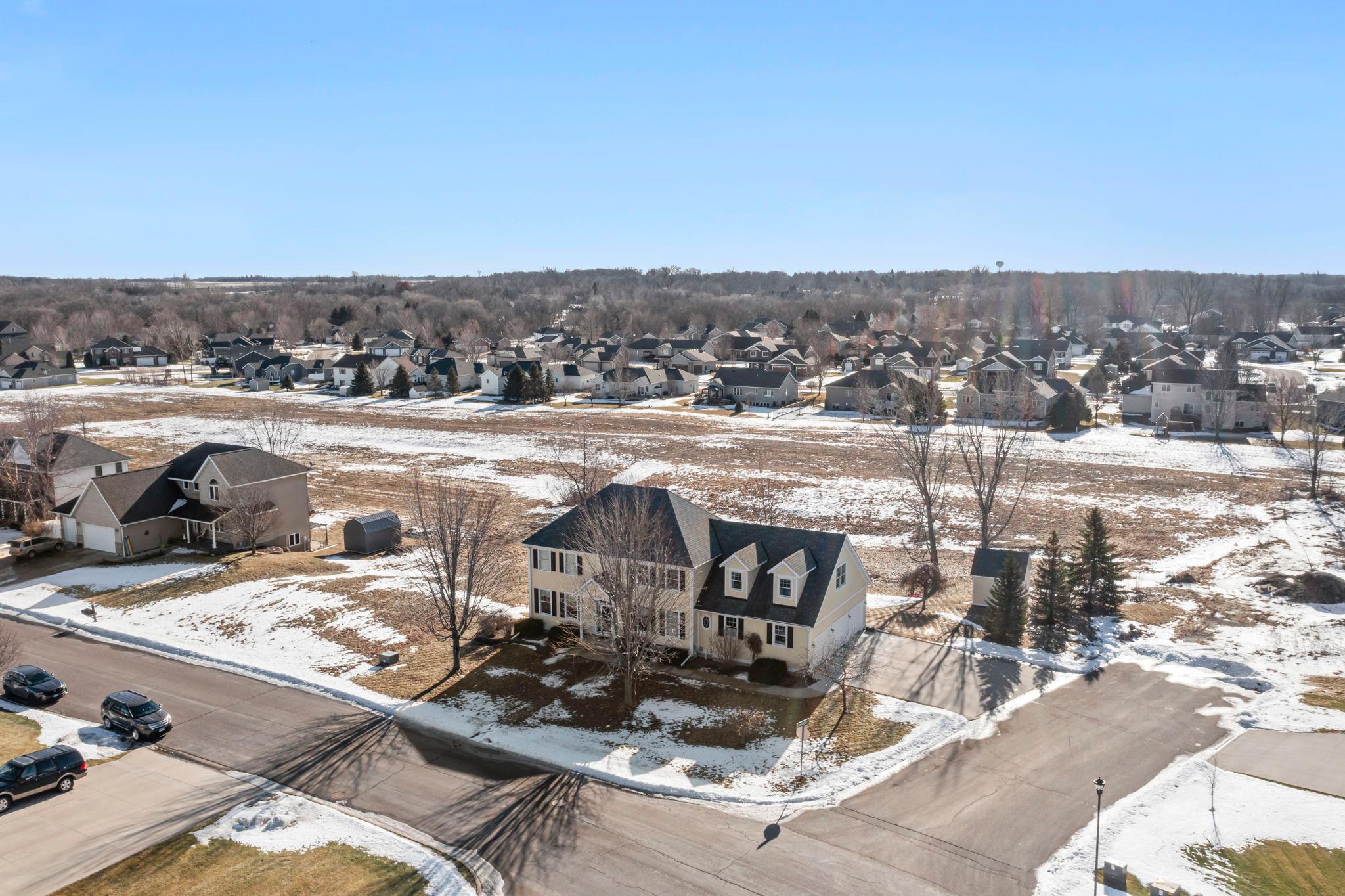 1555 Wood Duck Lane NE