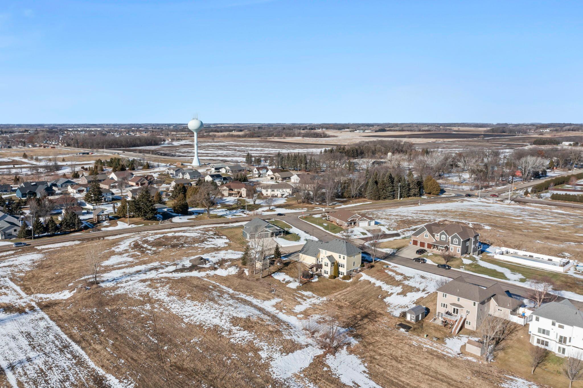 1555 Wood Duck Lane NE