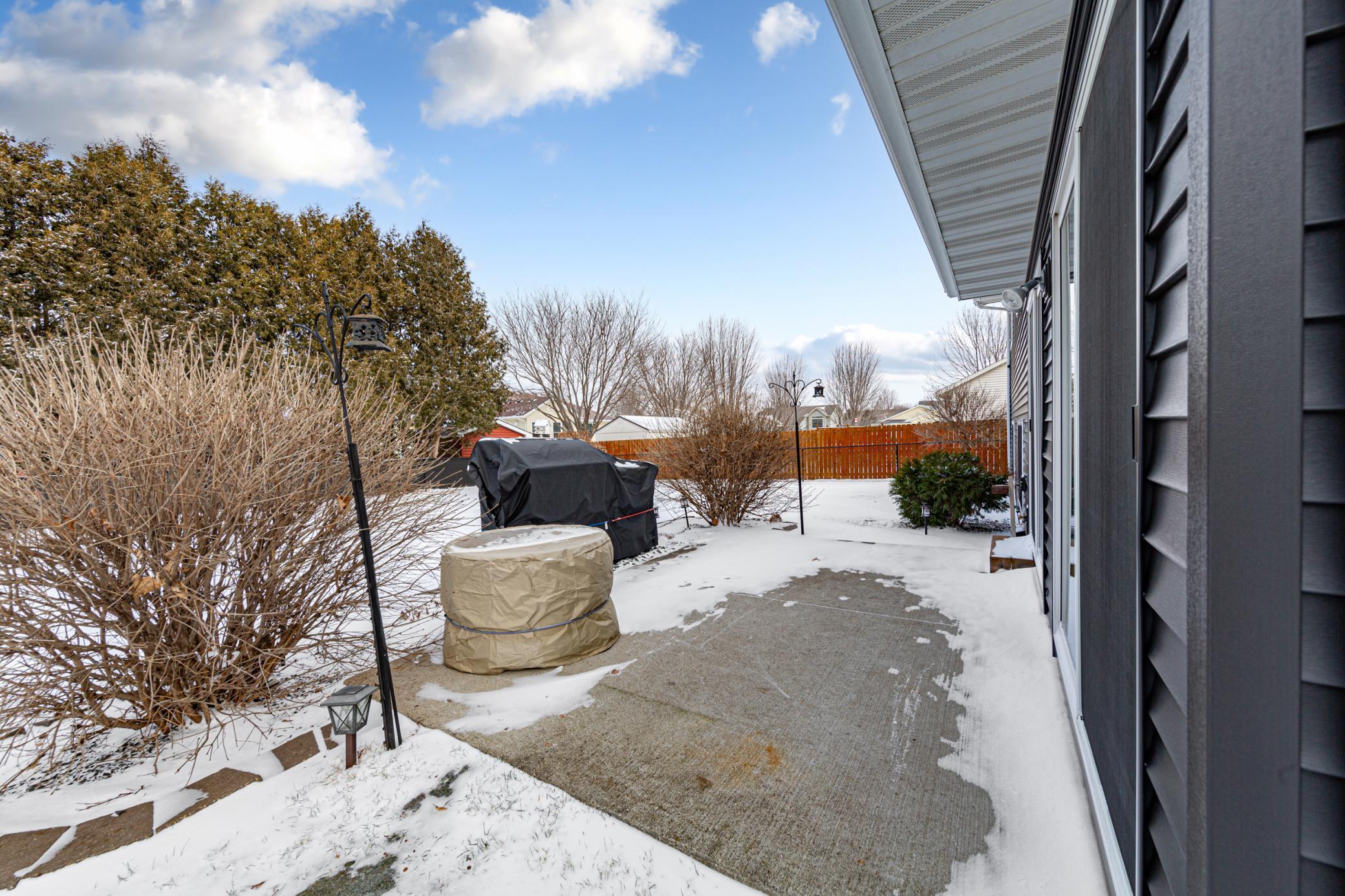 782 Churchill Drive SE