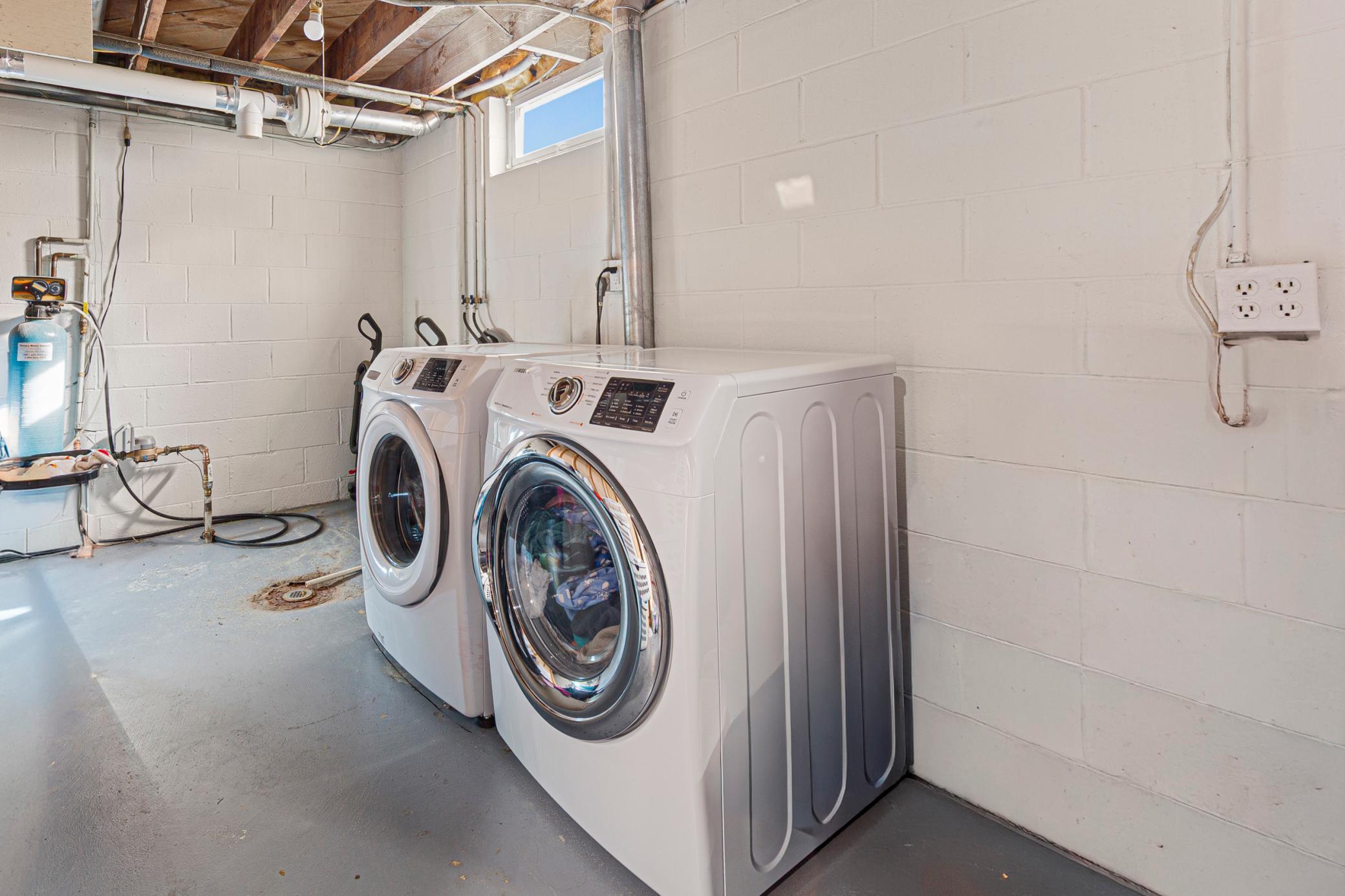 1314 N Cedar Avenue