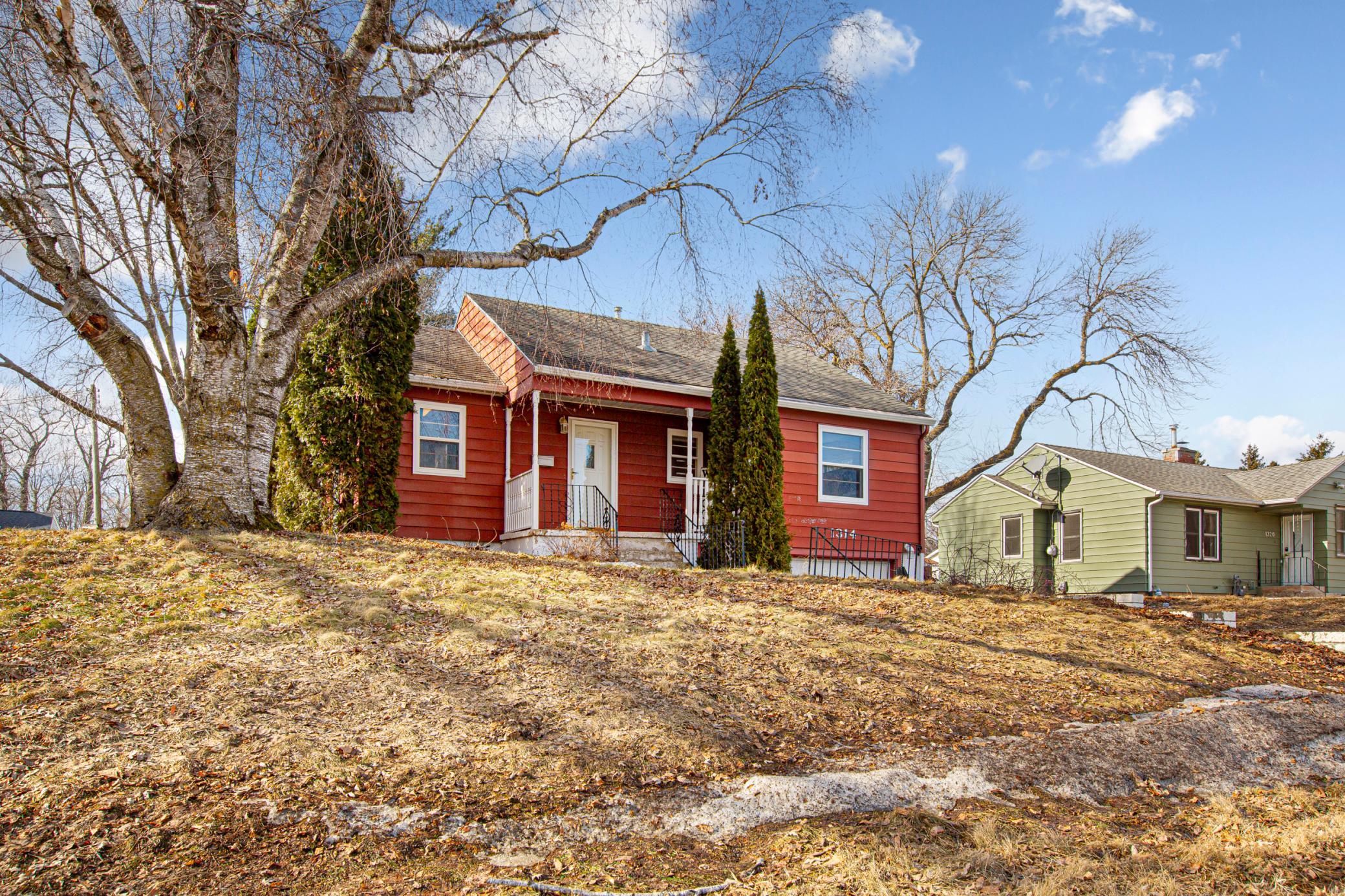 1314 N Cedar Avenue