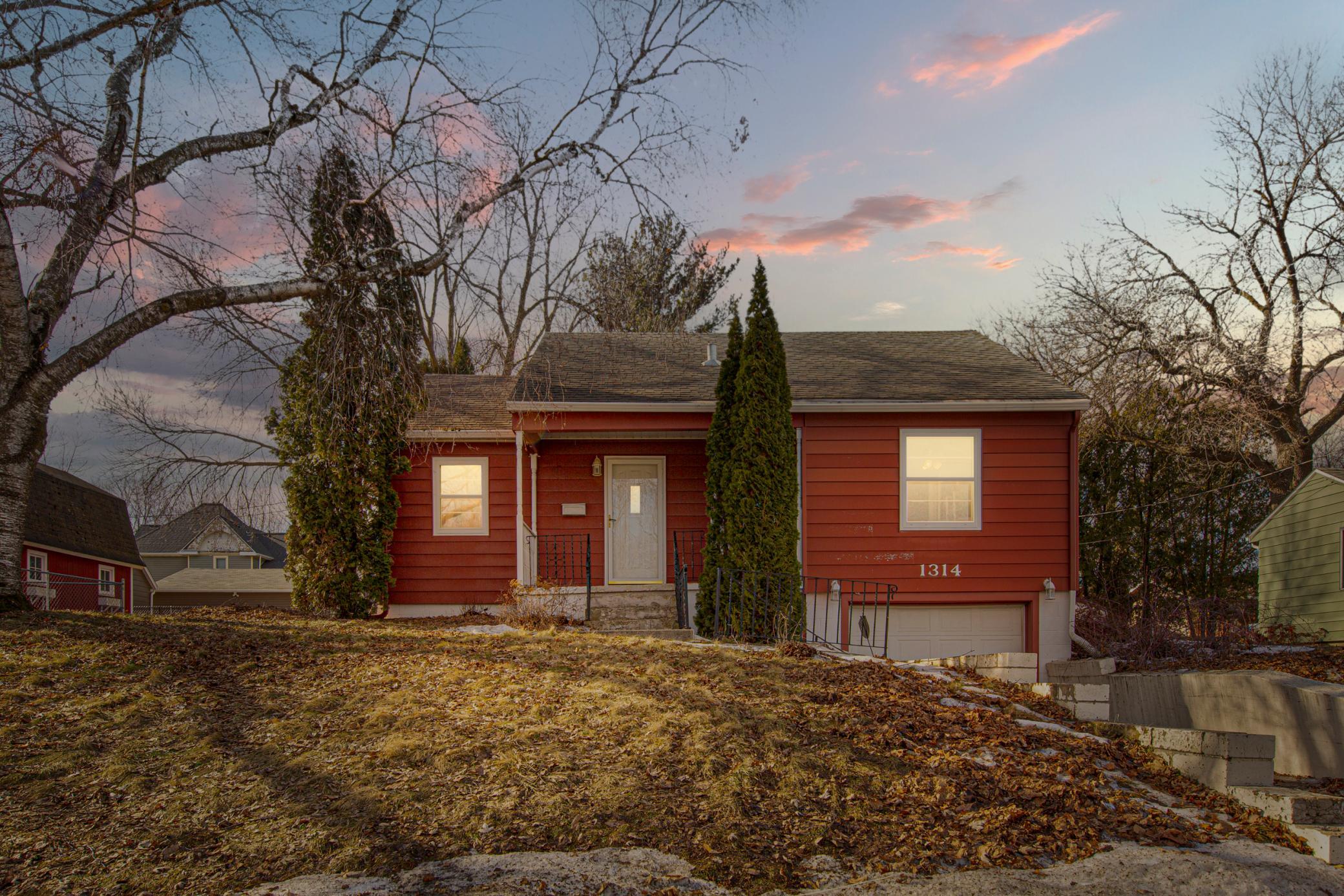 1314 N Cedar Avenue