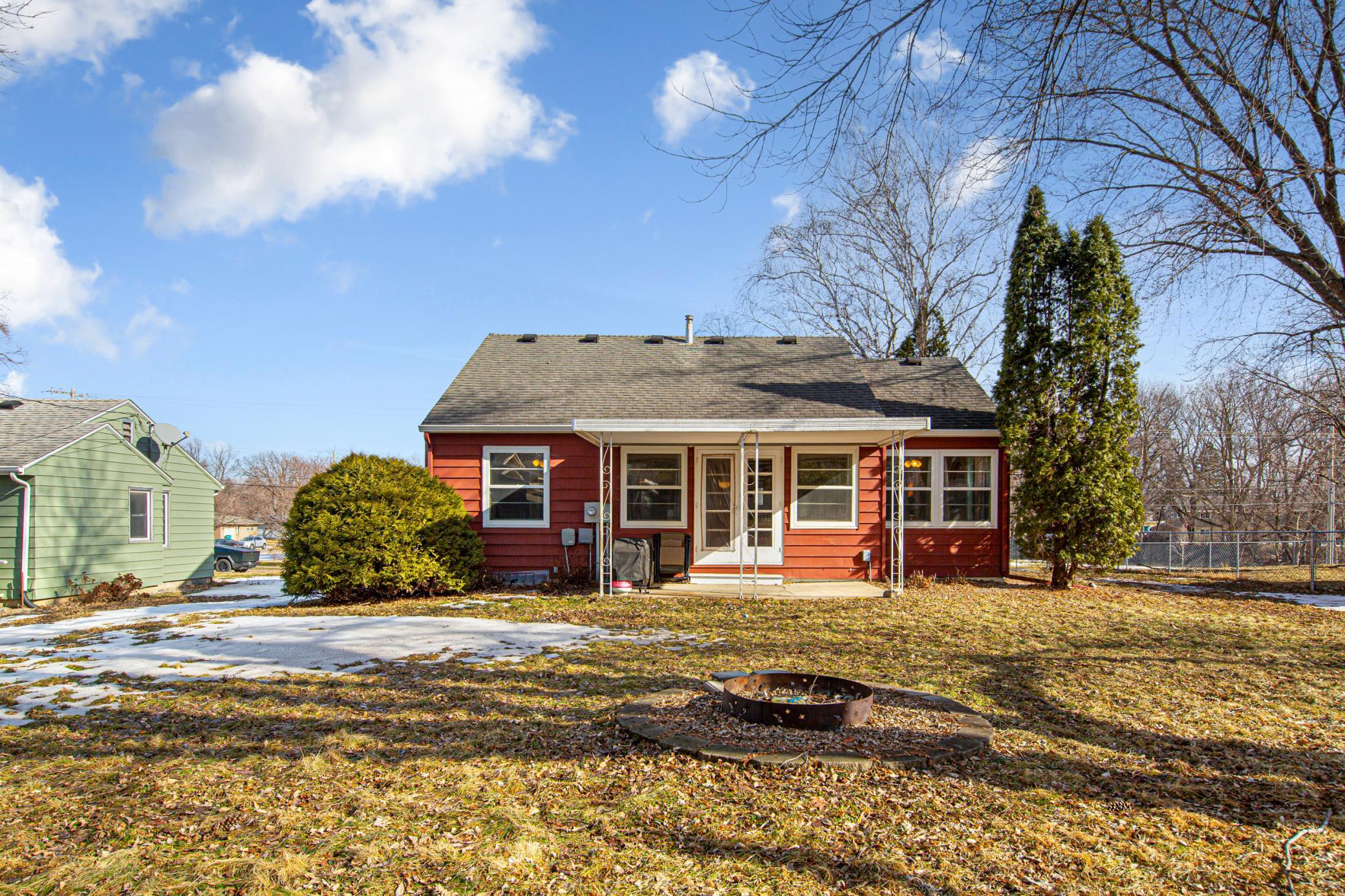 1314 N Cedar Avenue