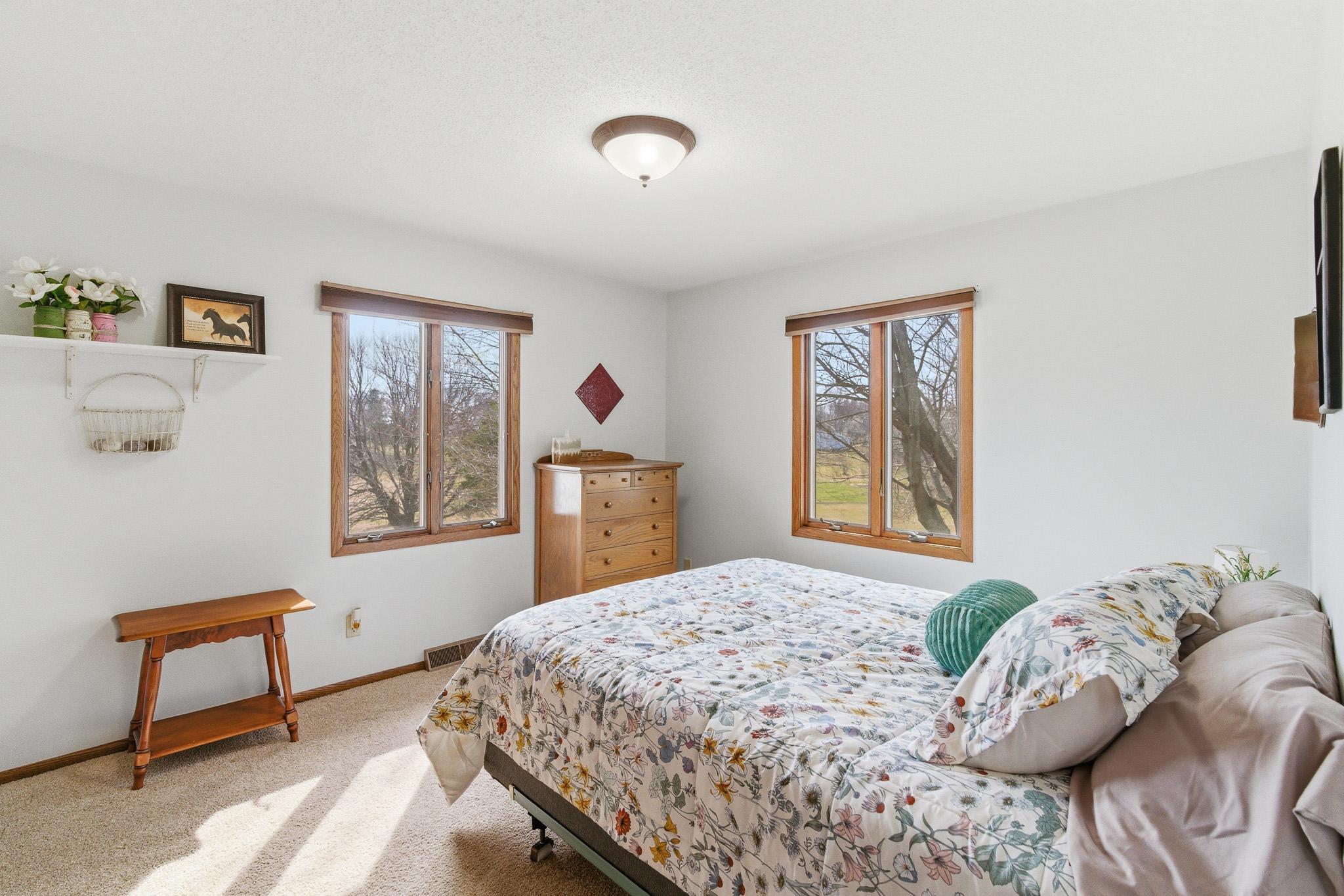 34782 Knollcrest