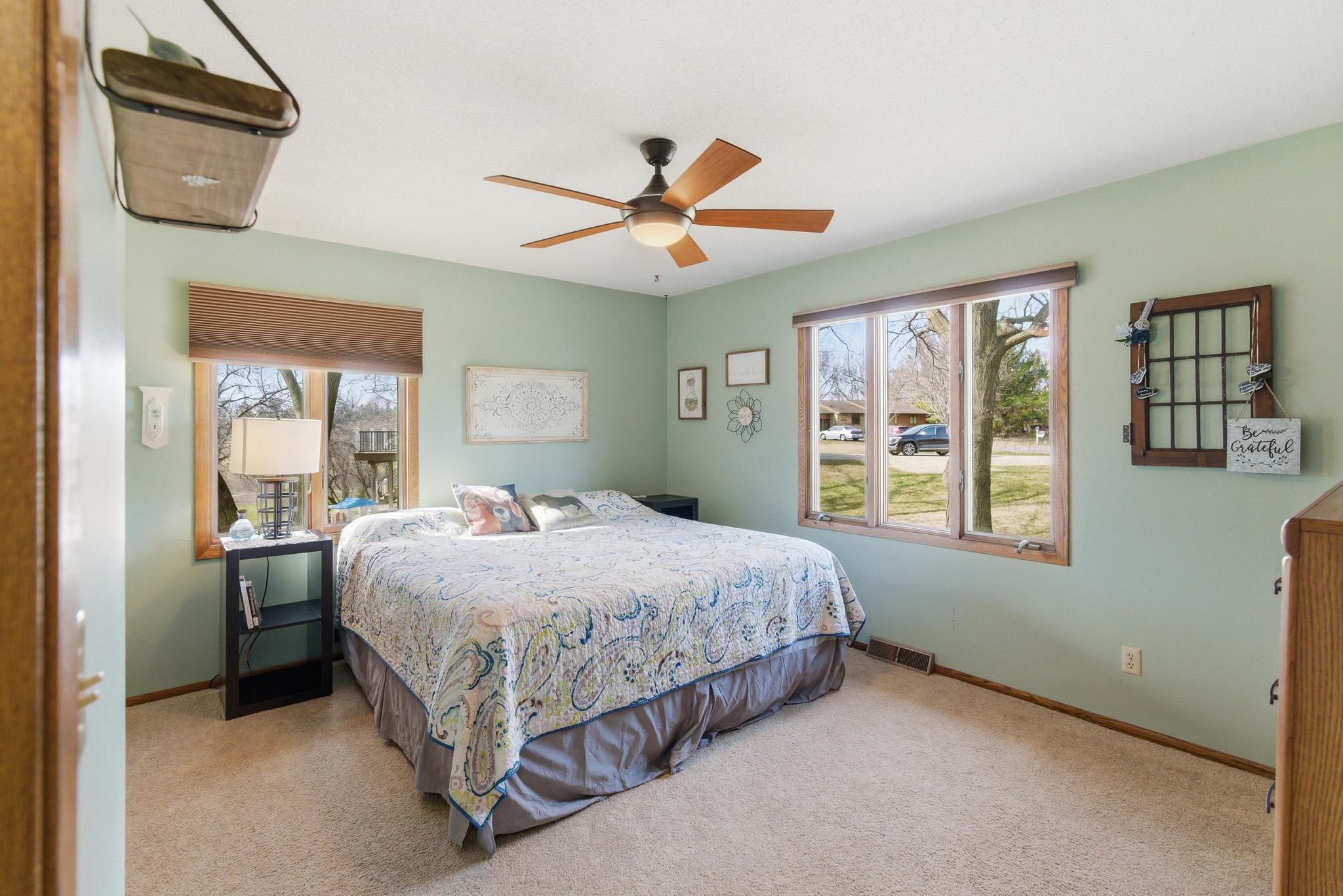 34782 Knollcrest