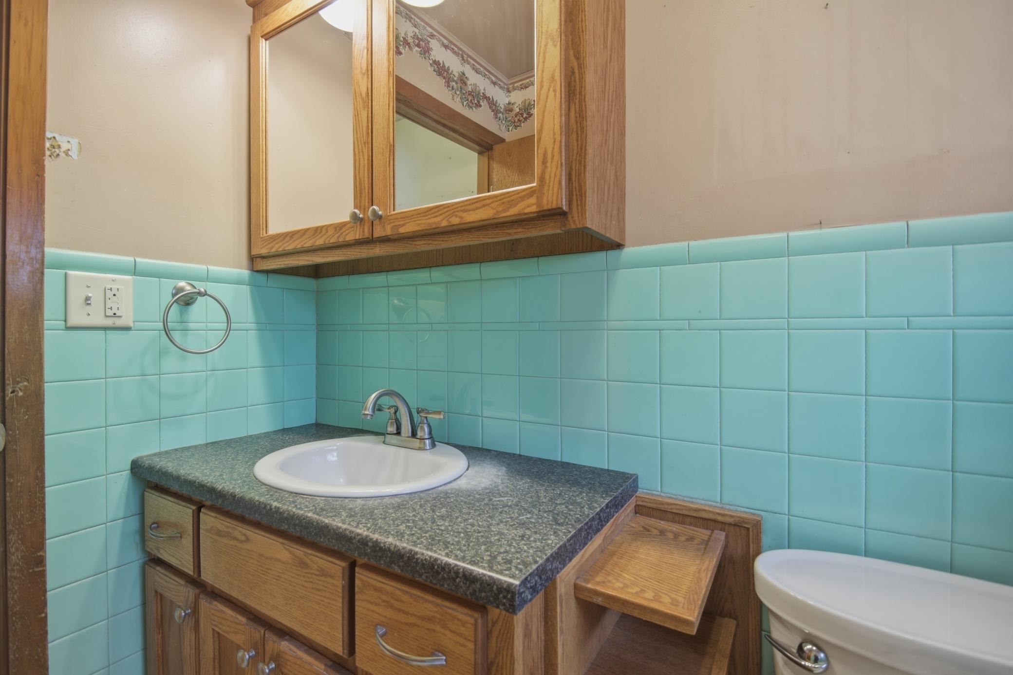 134 W University Street