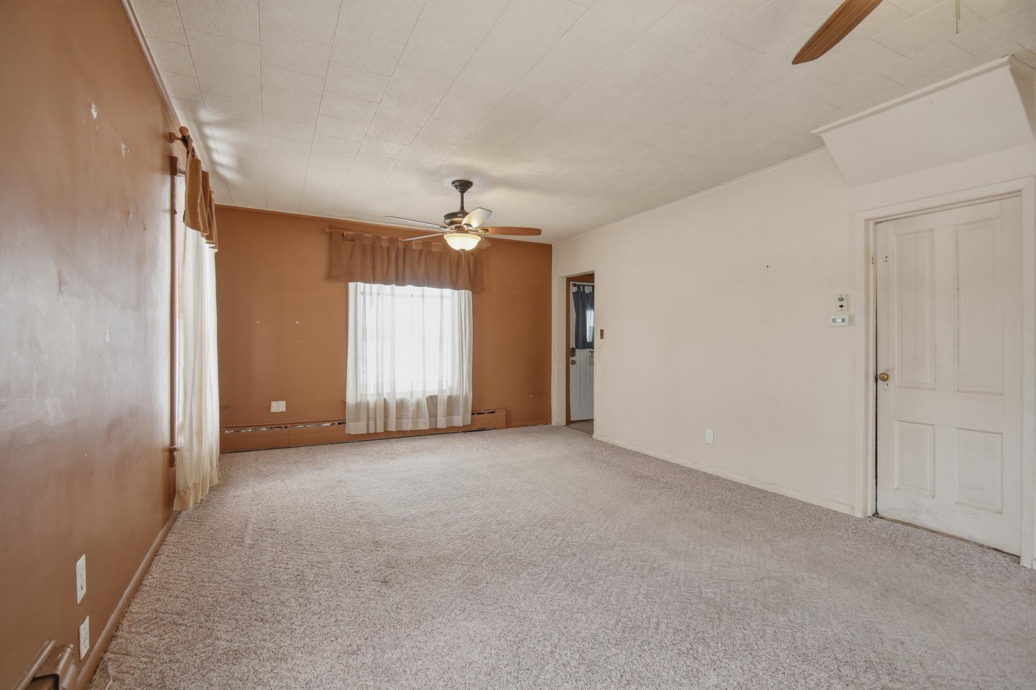 134 W University Street