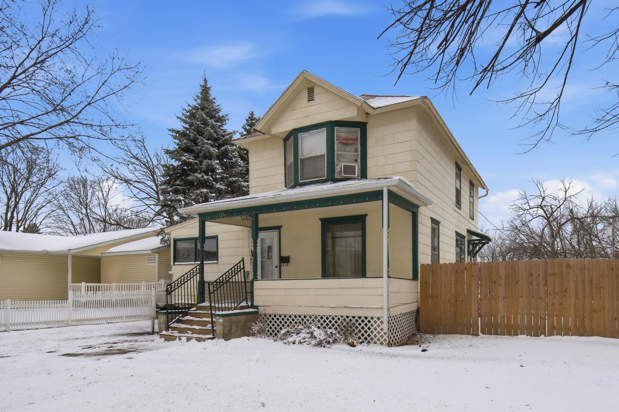 134 W University Street