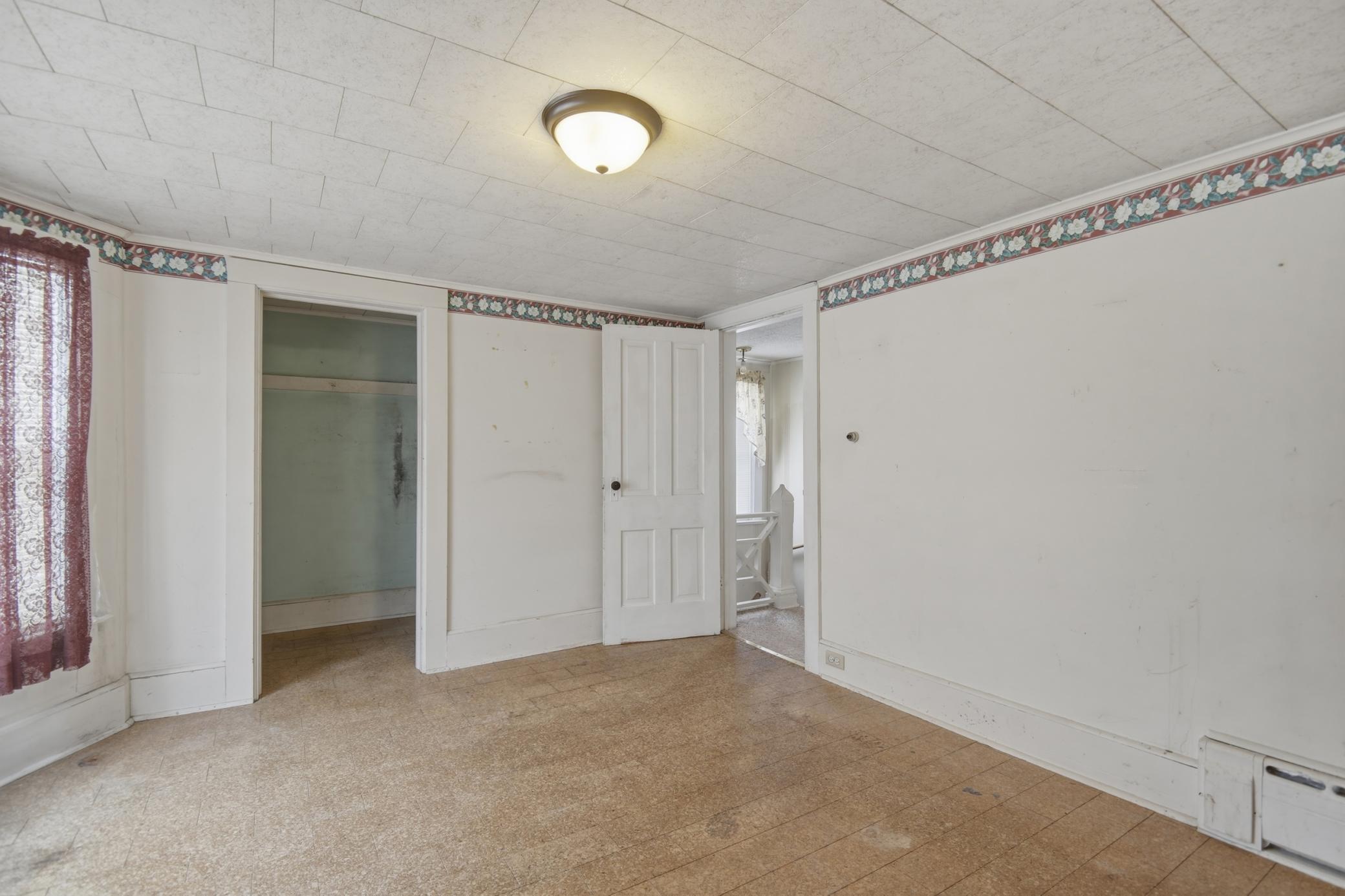 134 W University Street