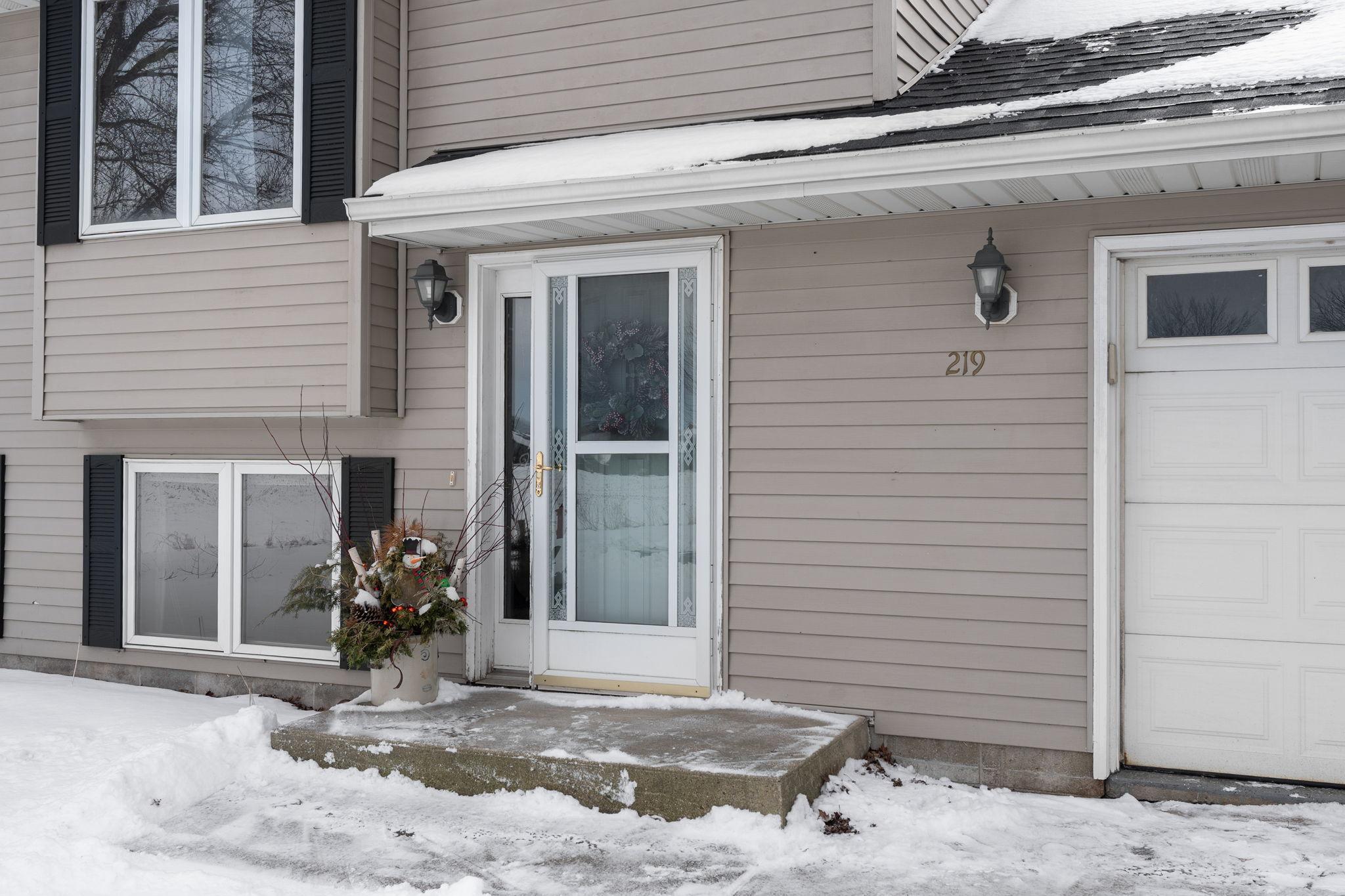 219 Holly Lane