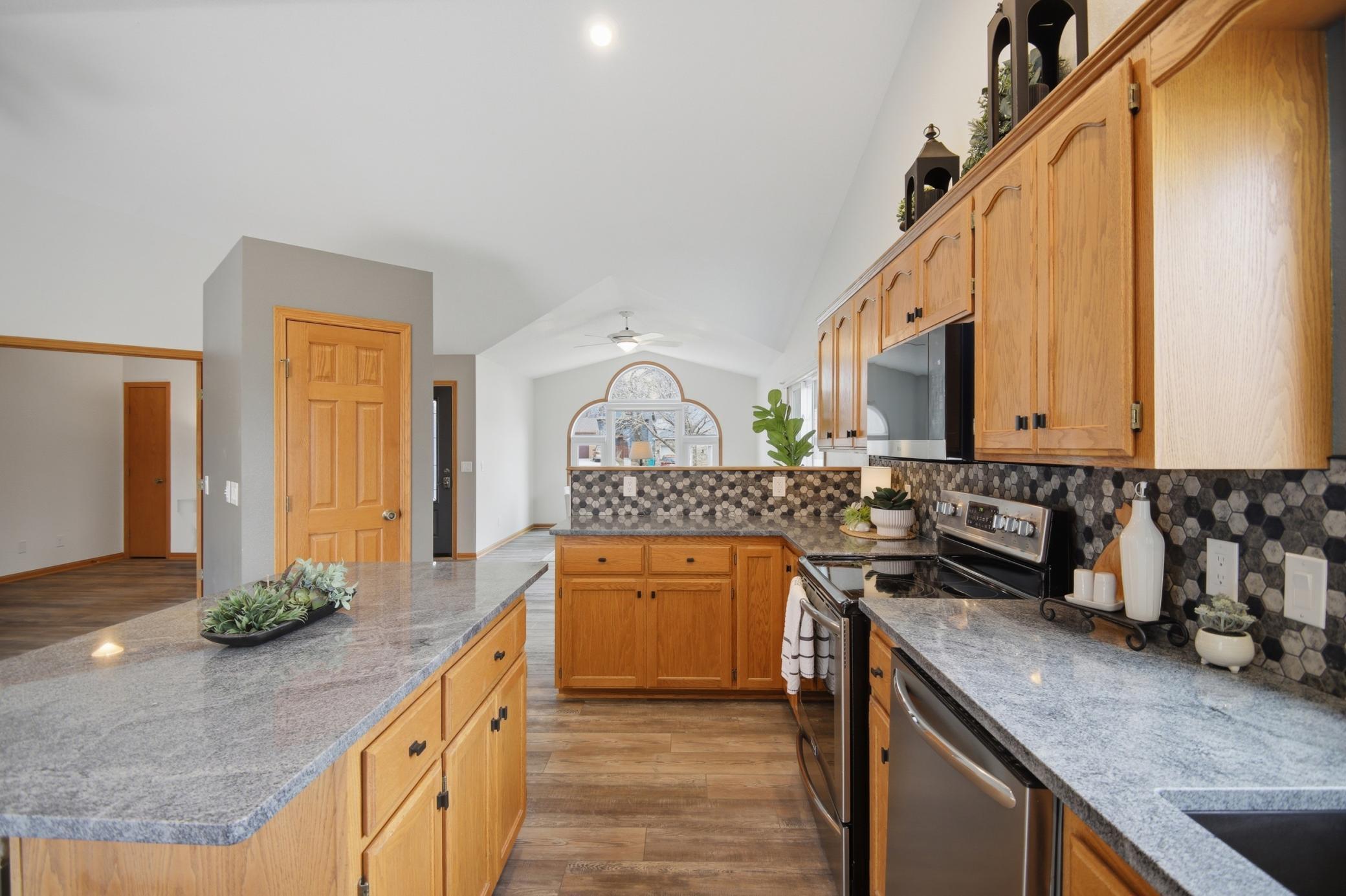 1437 Nottingham Drive