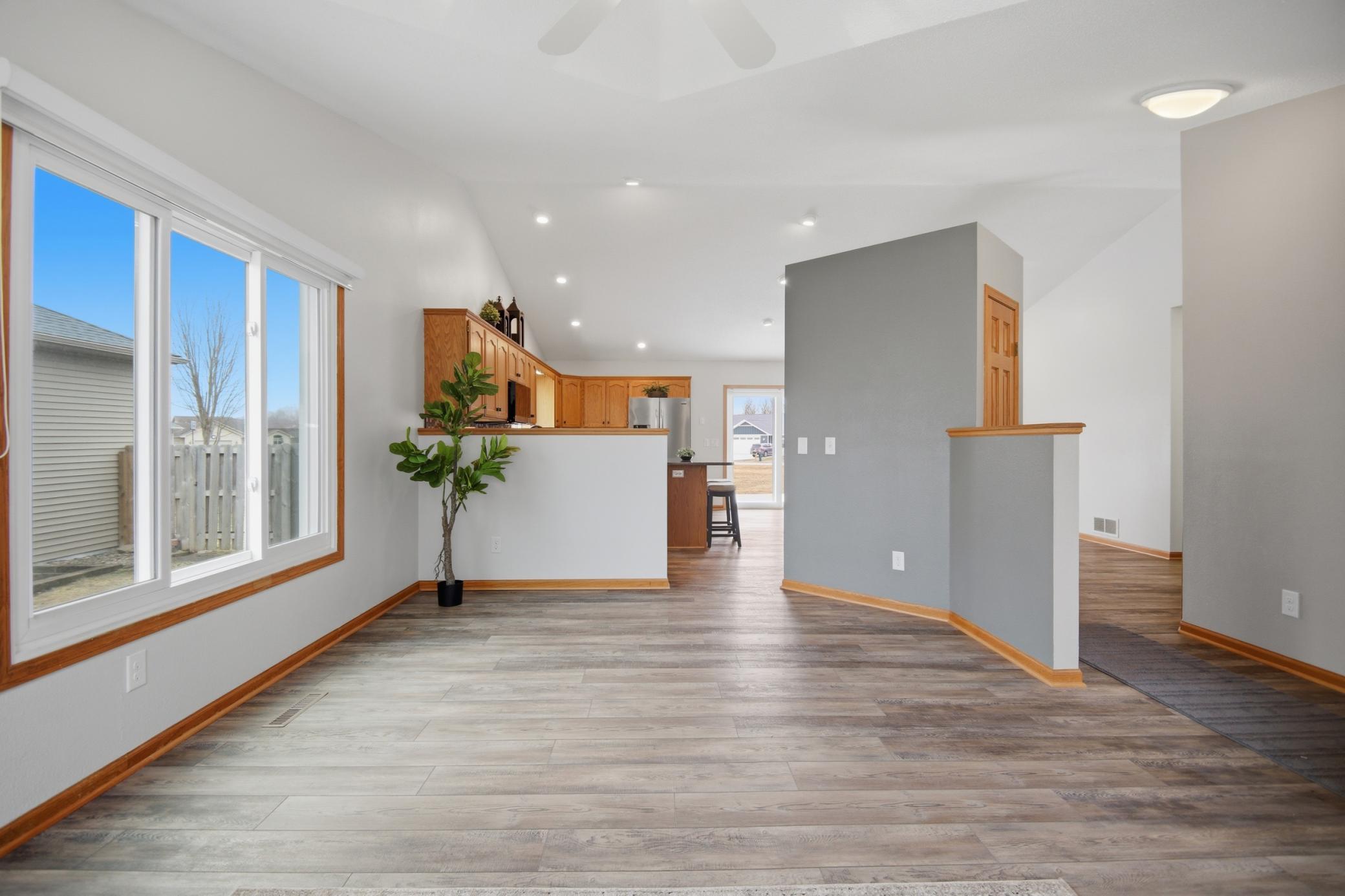 1437 Nottingham Drive