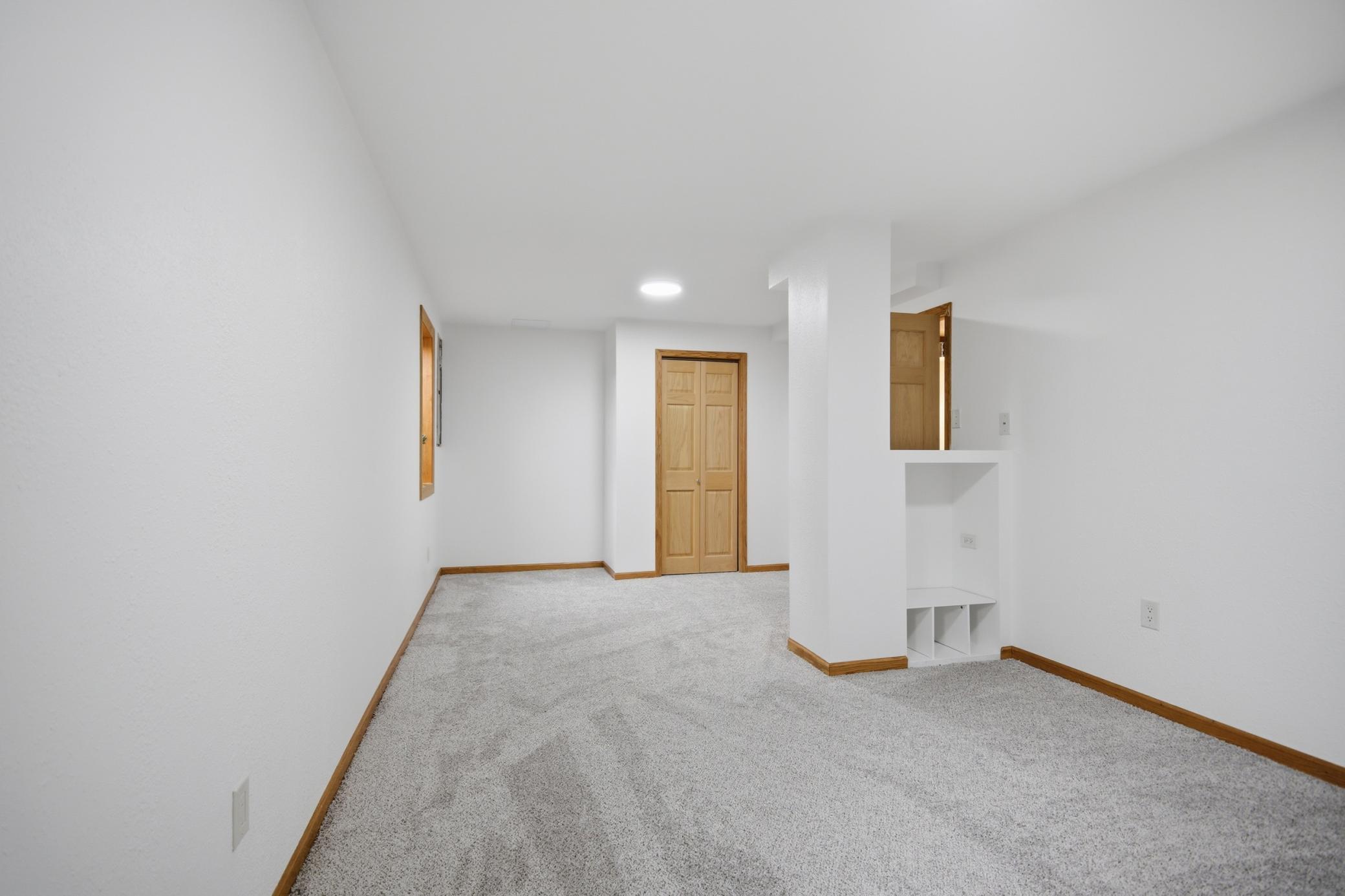 1437 Nottingham Drive