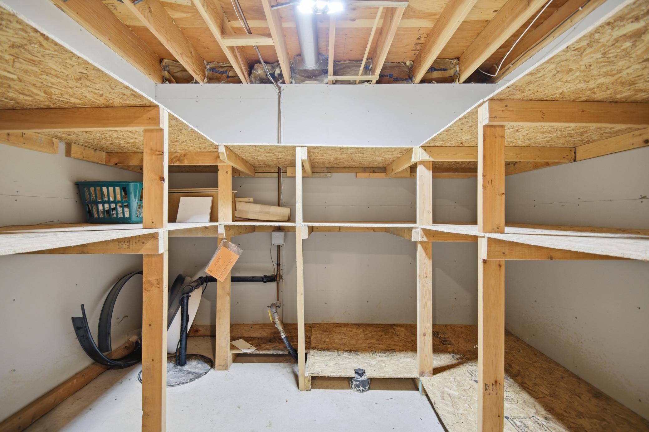 1437 Nottingham Drive