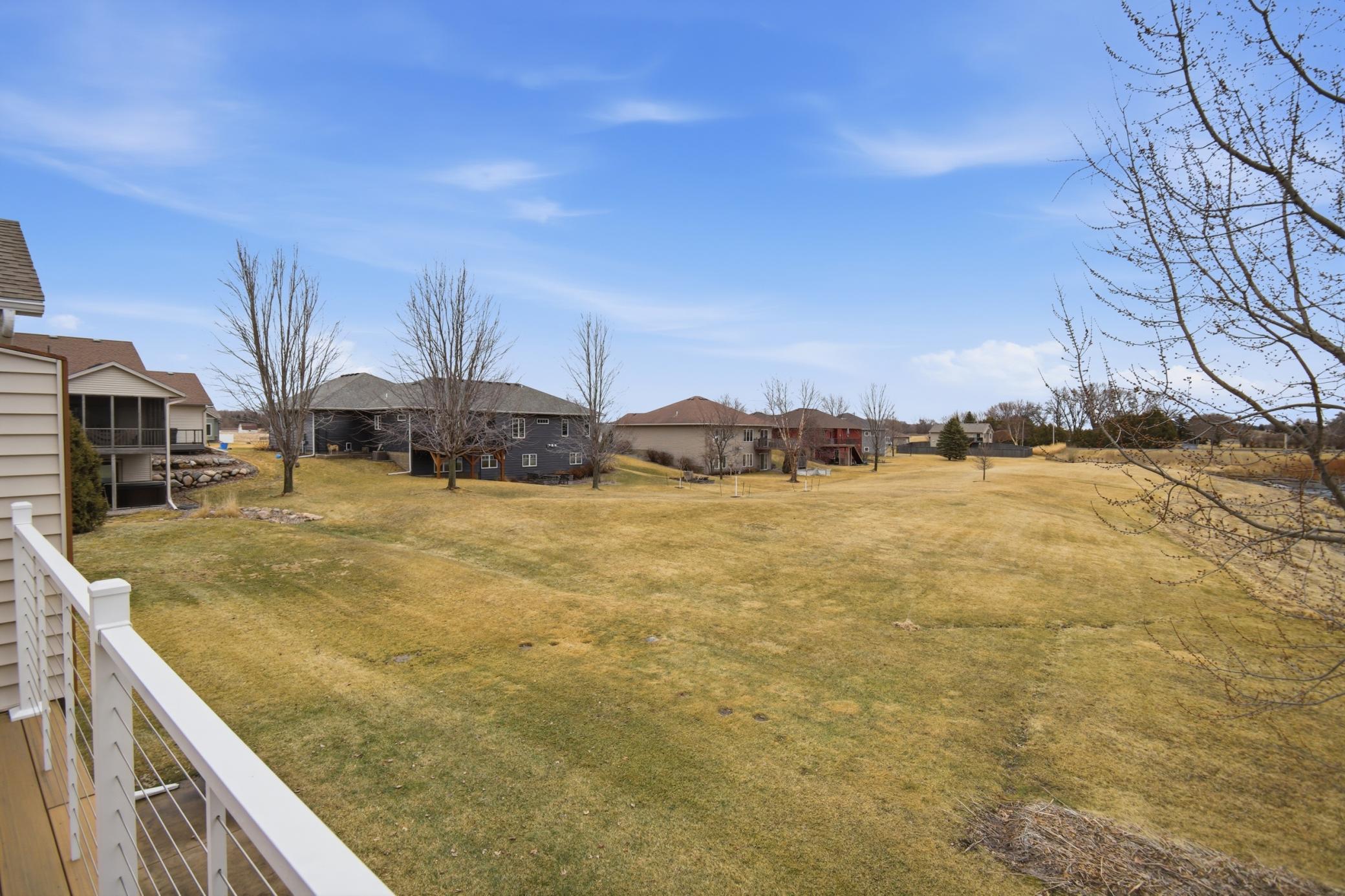 2877 Meadowview Lane NE